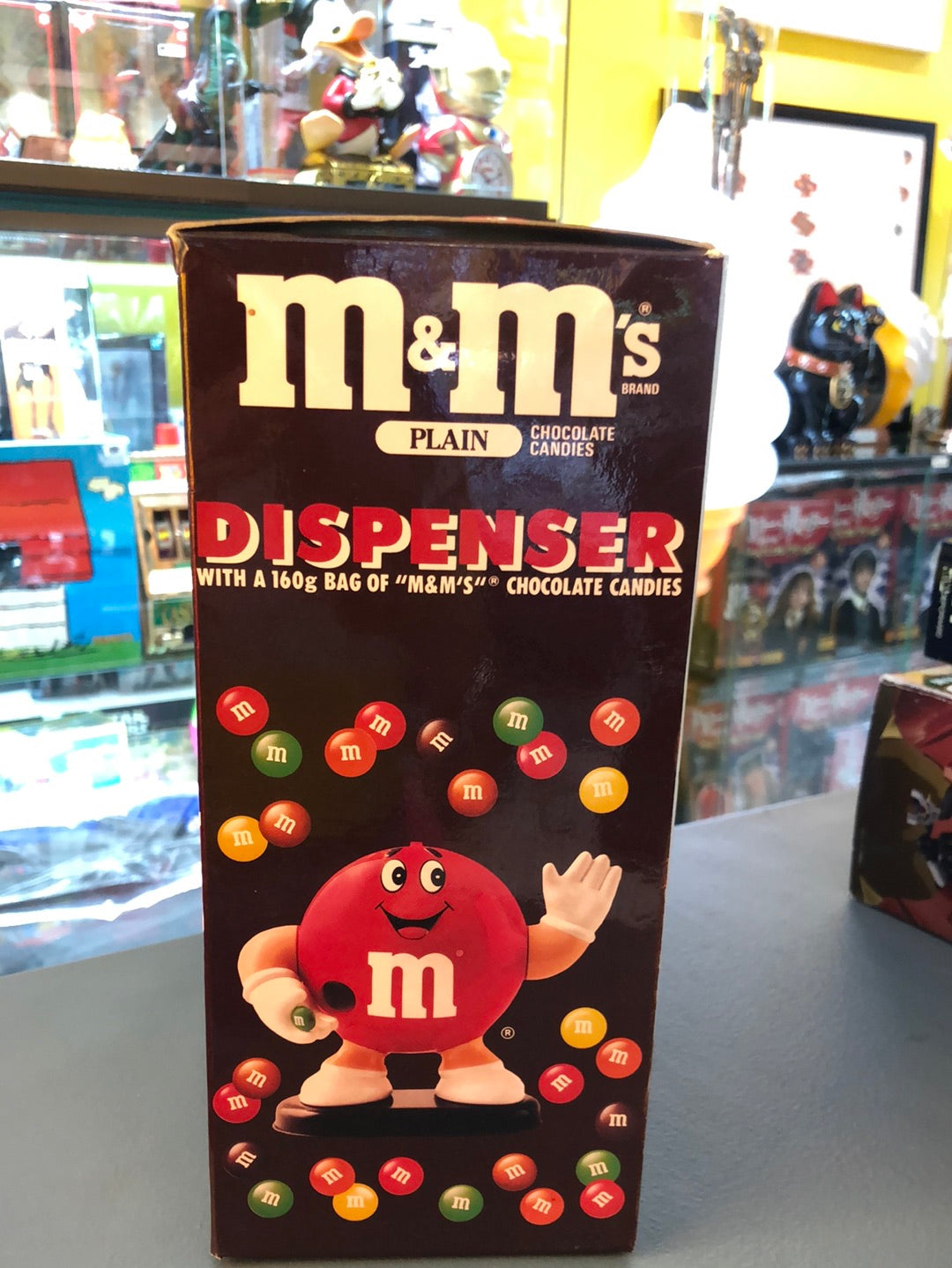 M&M Dispenser With A 160g bag of M&M’S Chocolate candies