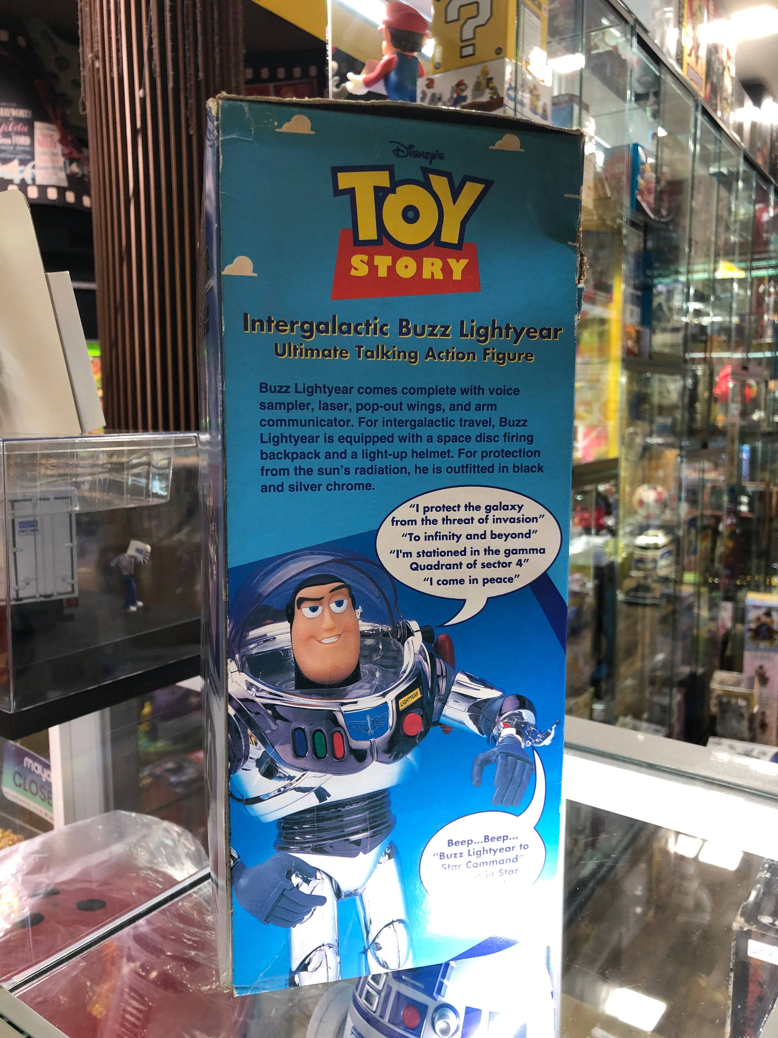 Intergalactic Buzz Lightyear Ultimate Talking Action figure