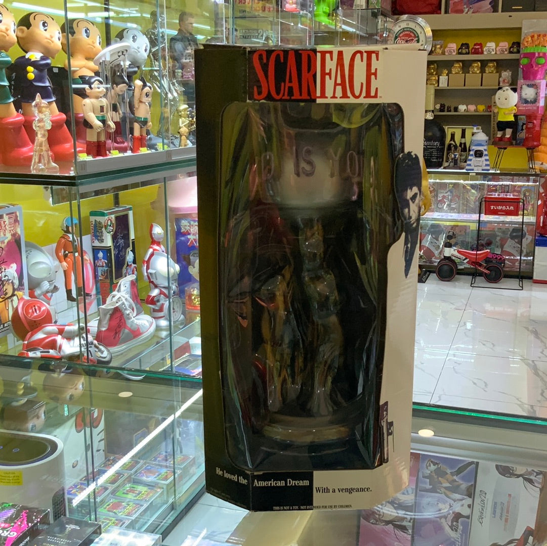 Scarface The world is Yours