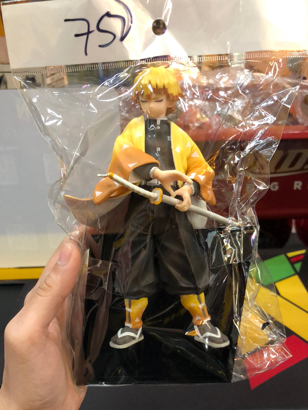 Ichiban kuji Demon Slayer C prize Zenitsu Figure