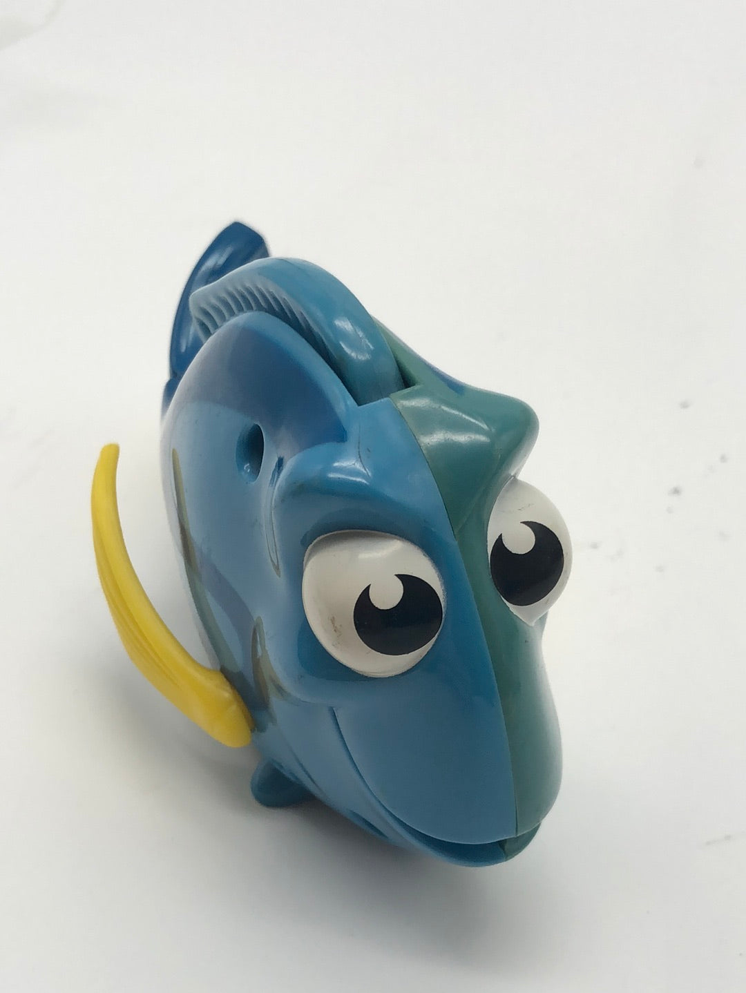 Mcdonald’s Happy meal Disney Pixar Finding Nemo Dory