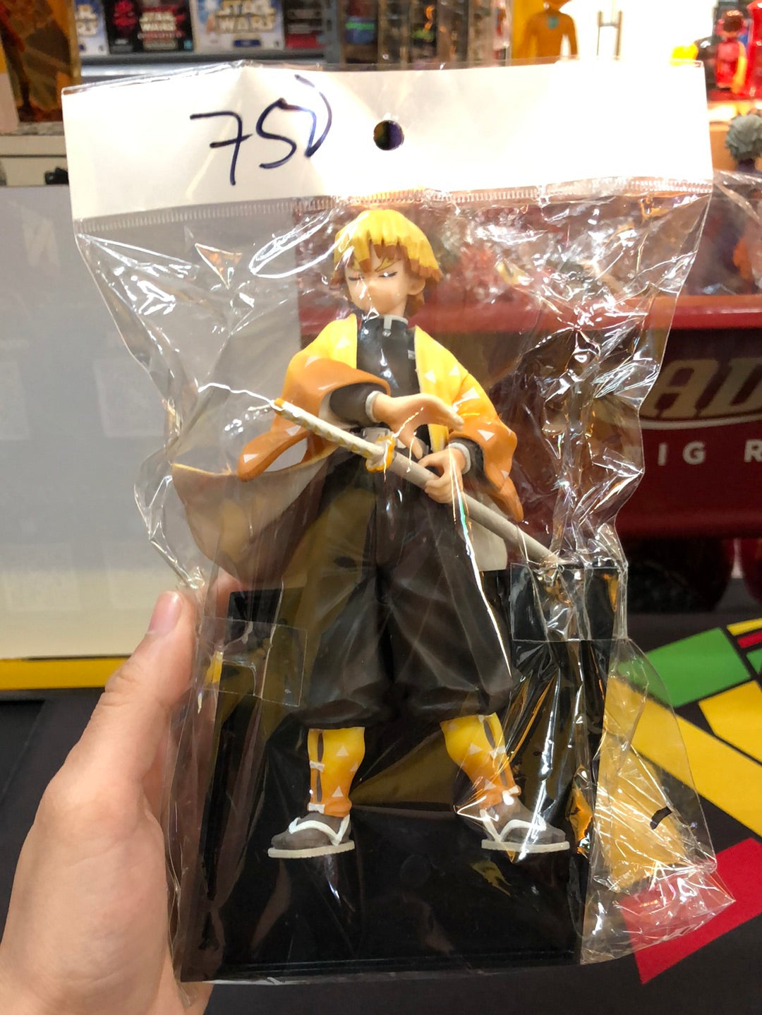 Ichiban kuji Demon Slayer C prize Zenitsu Figure