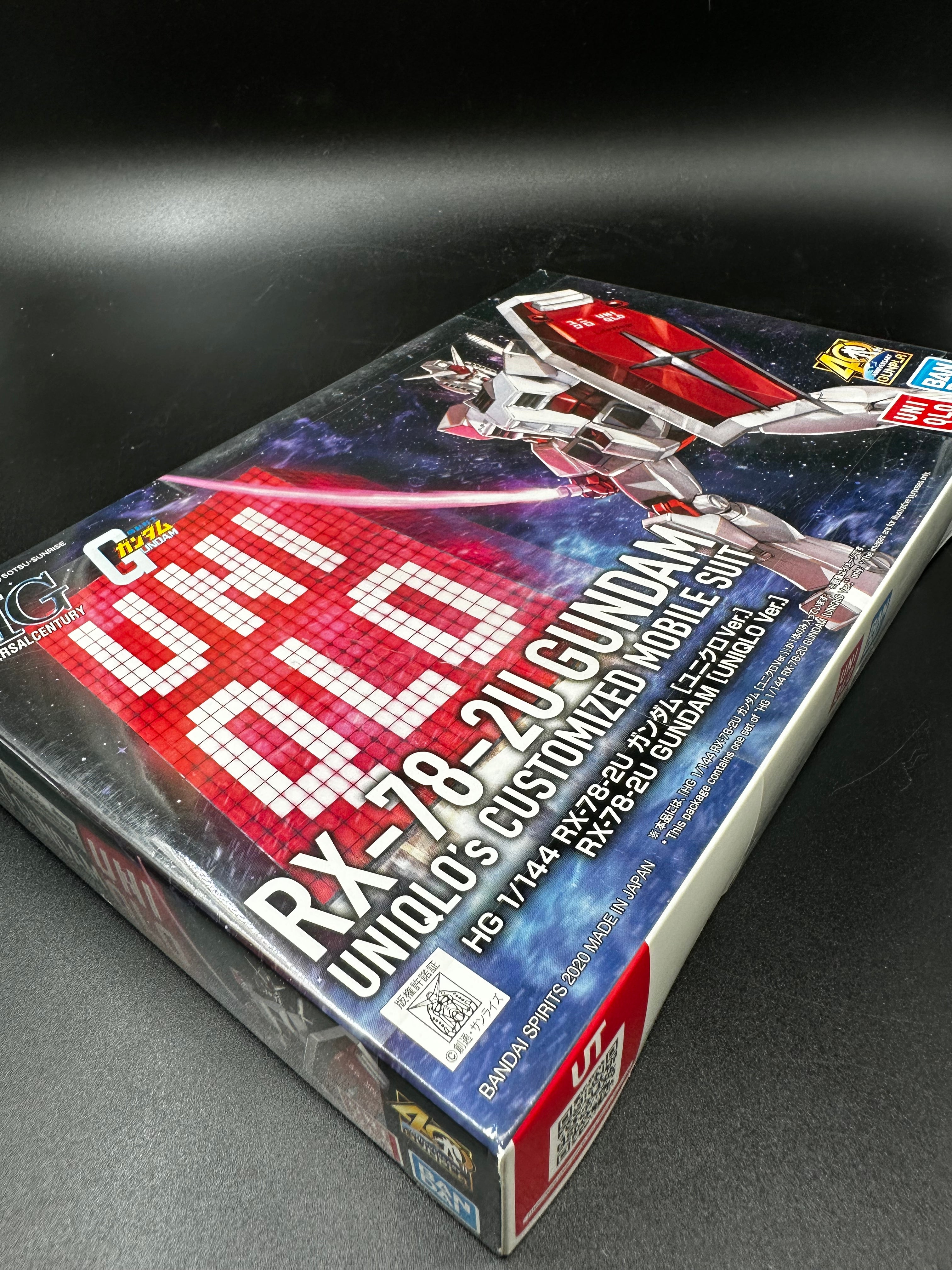 RX-78-2U Gundam uniqlos customized mobile suit