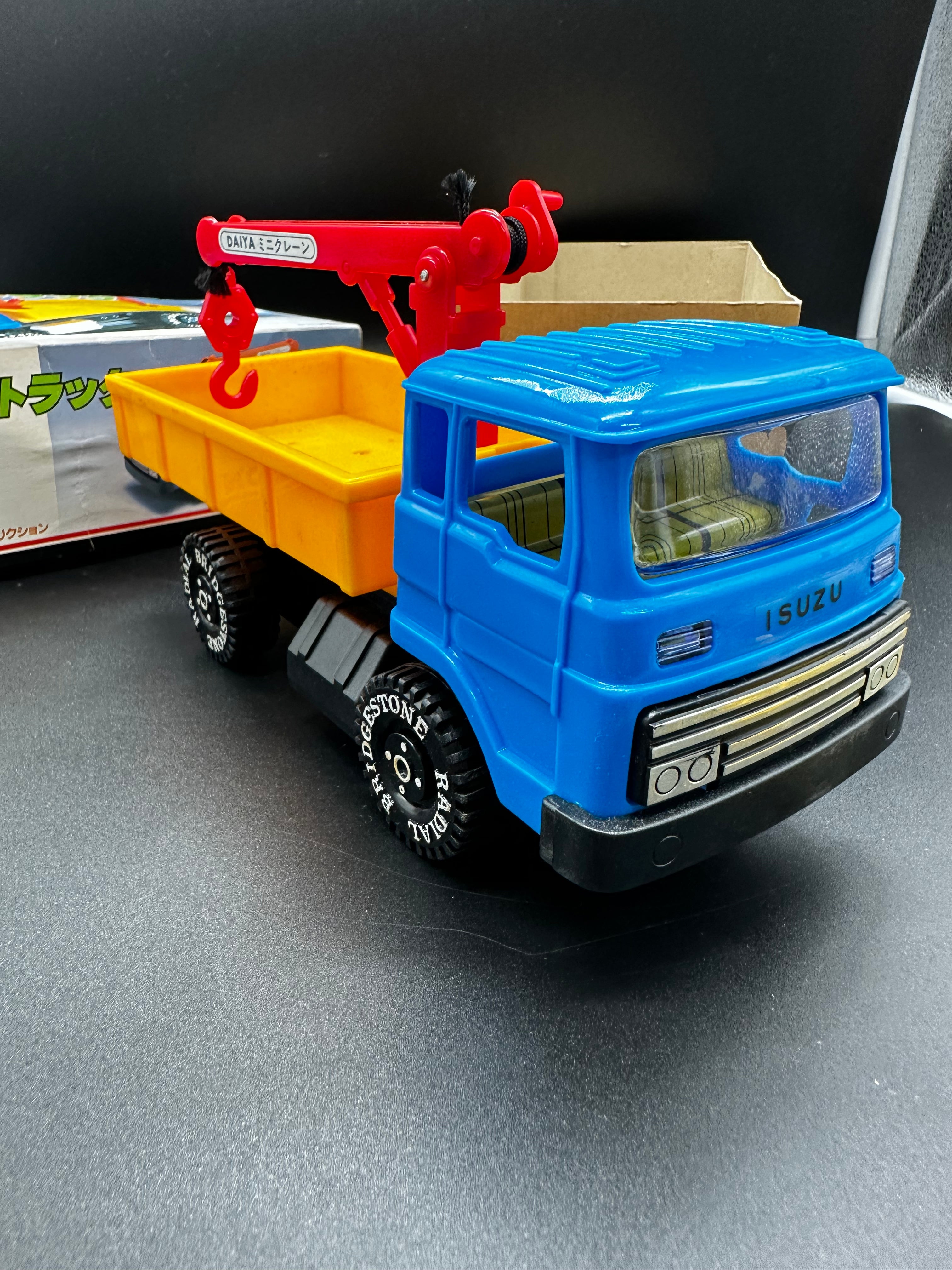 isuzu friction truck made in japan