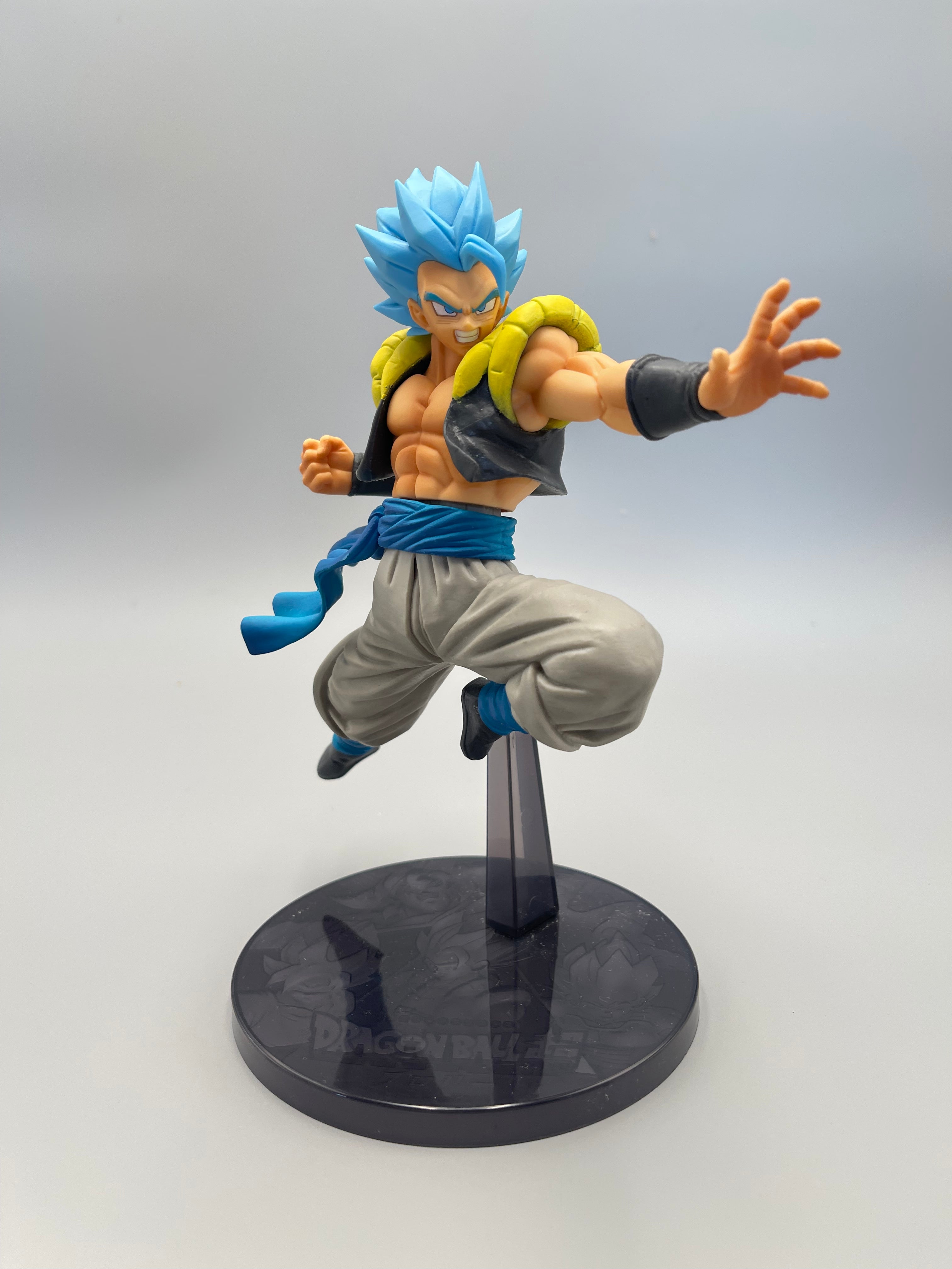 Gogeta SSGSS Figure Dragon Ball Super Movie Ultimate Soldiers