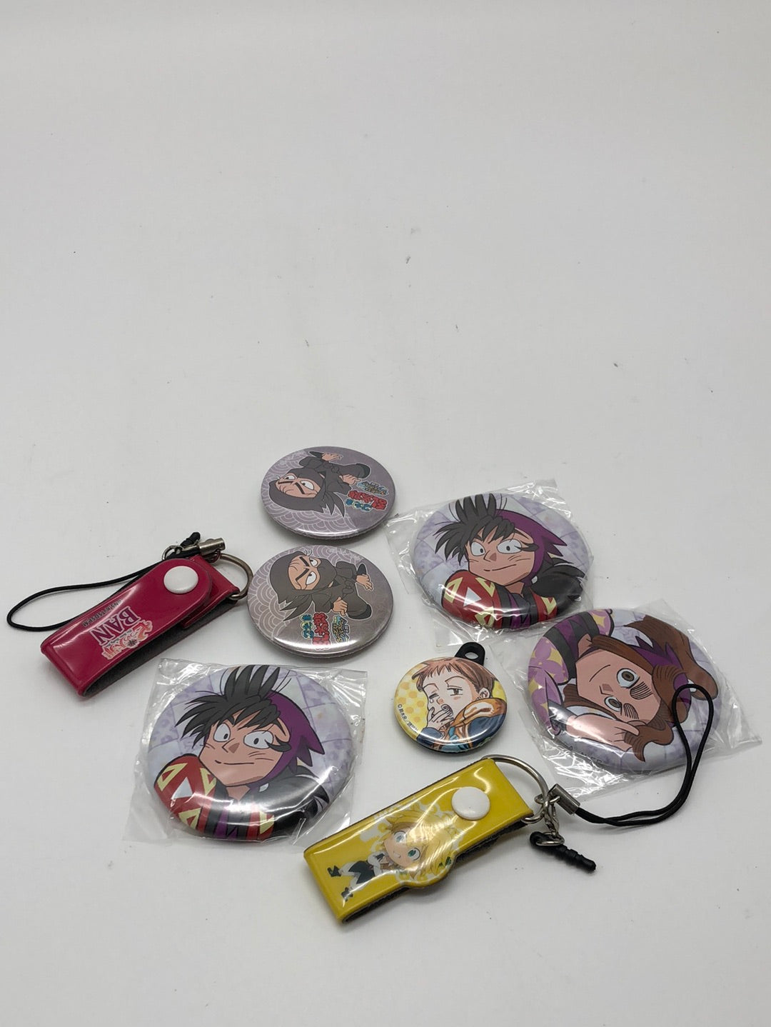 Mix Anime action figure Badge and keychain