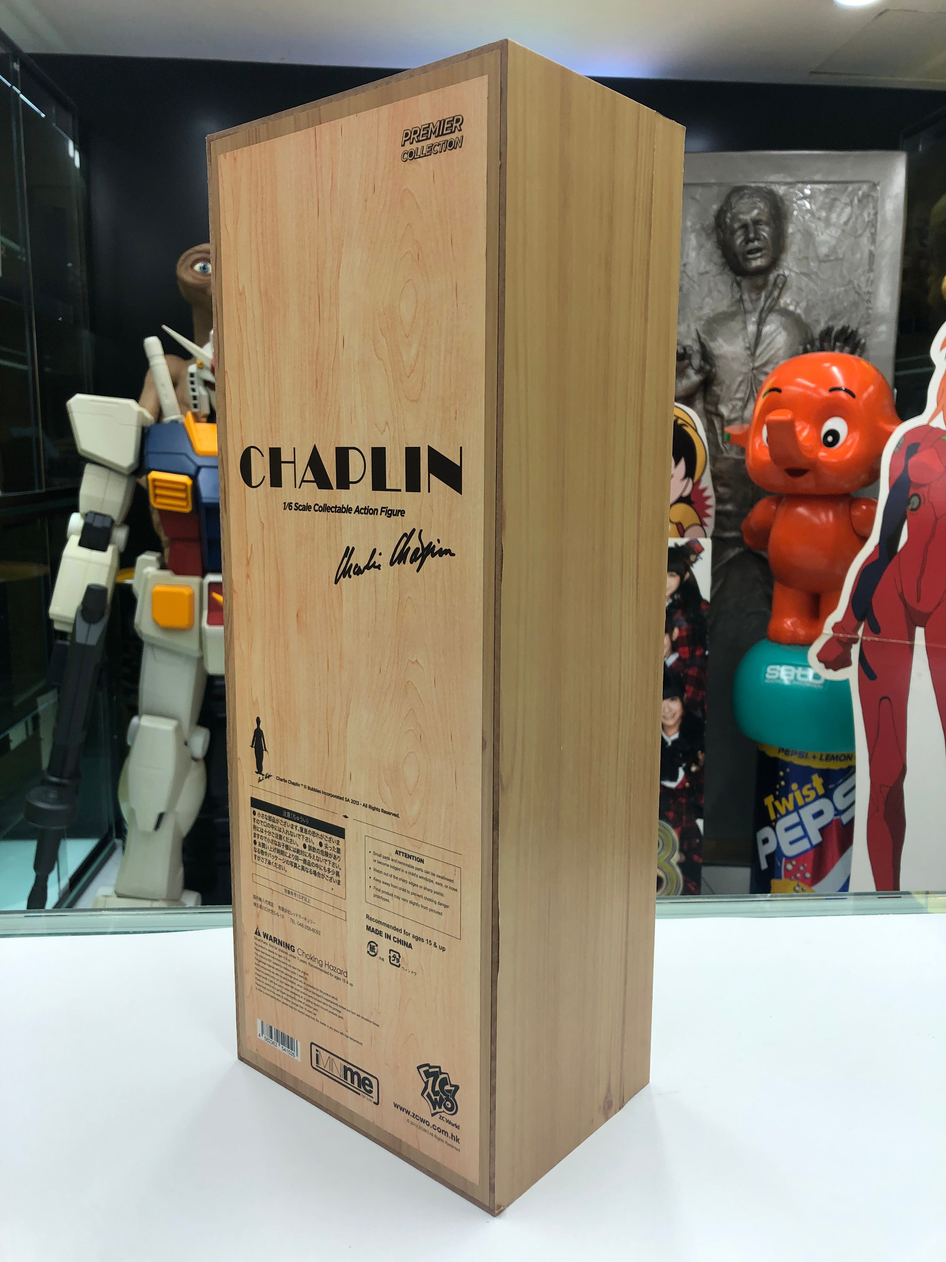 Charlie Chaplin 1/6 Scale Collectable Action Figure 2013 ZCWO