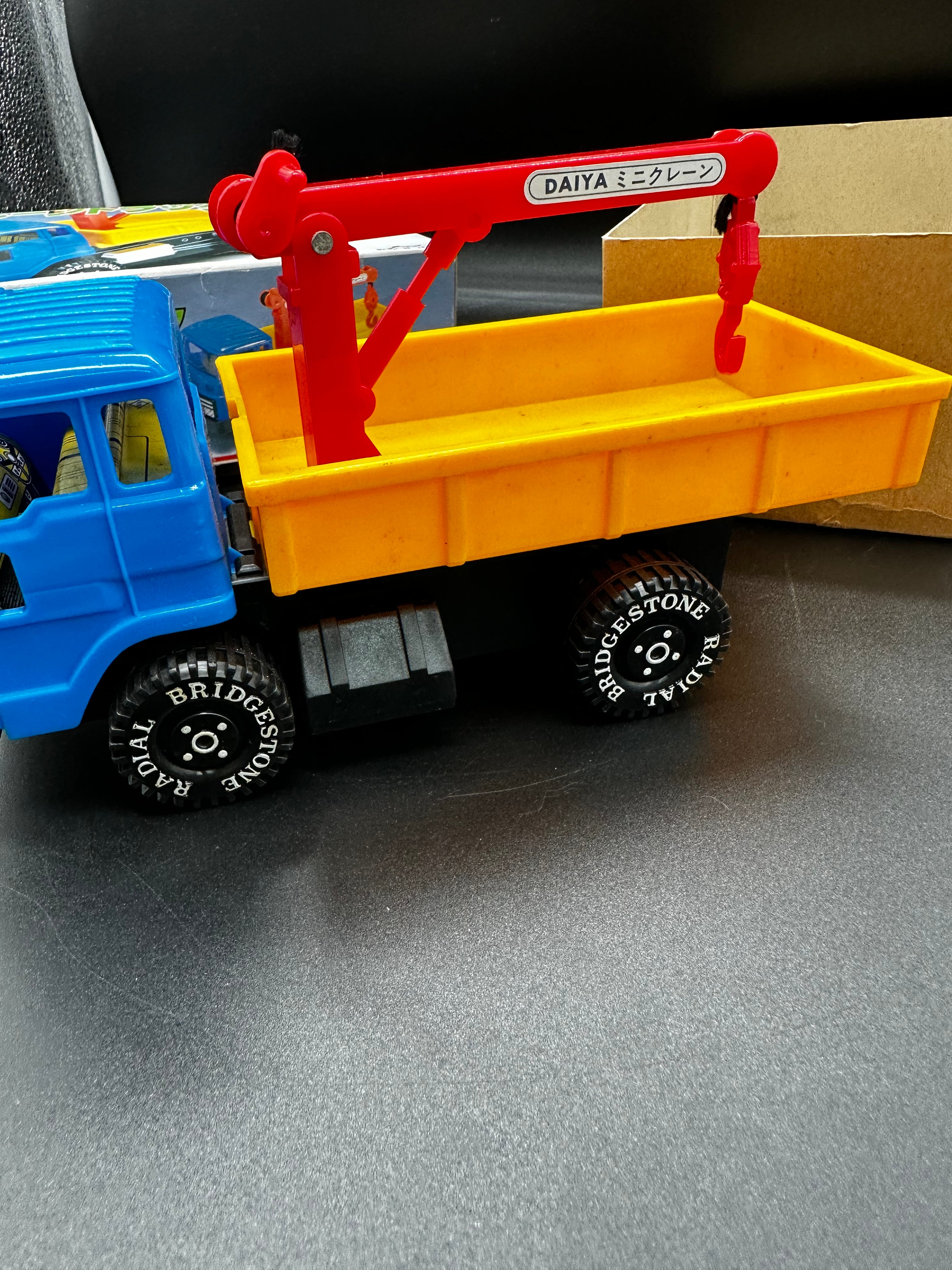 isuzu friction truck made in japan