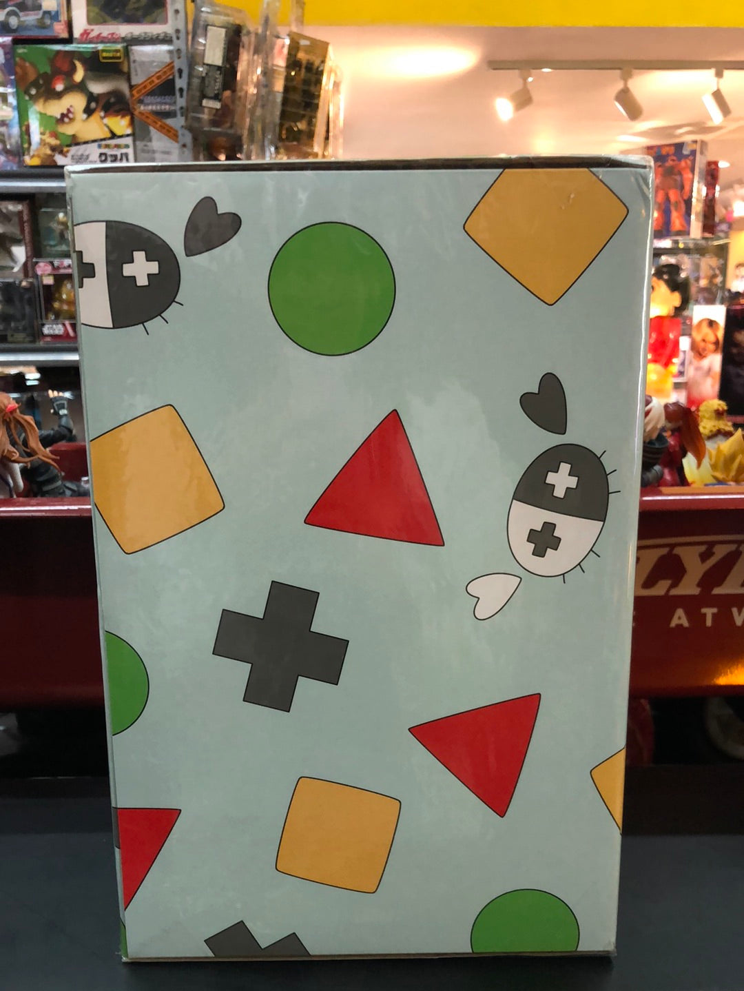 Retort x Crayob Shin-Chan Premium Figure