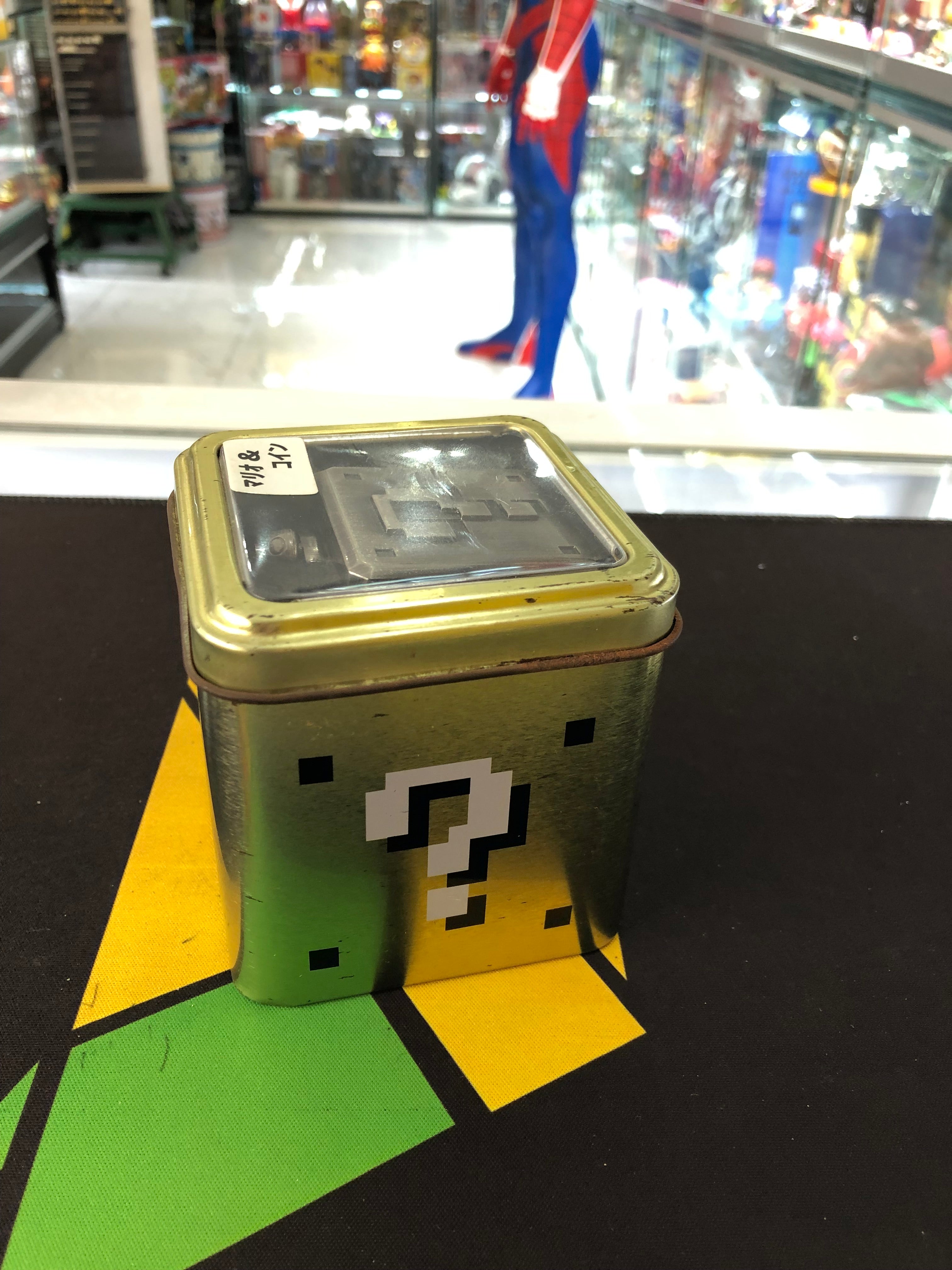 Super mario bros.hatena block pocket watch mario&luigi