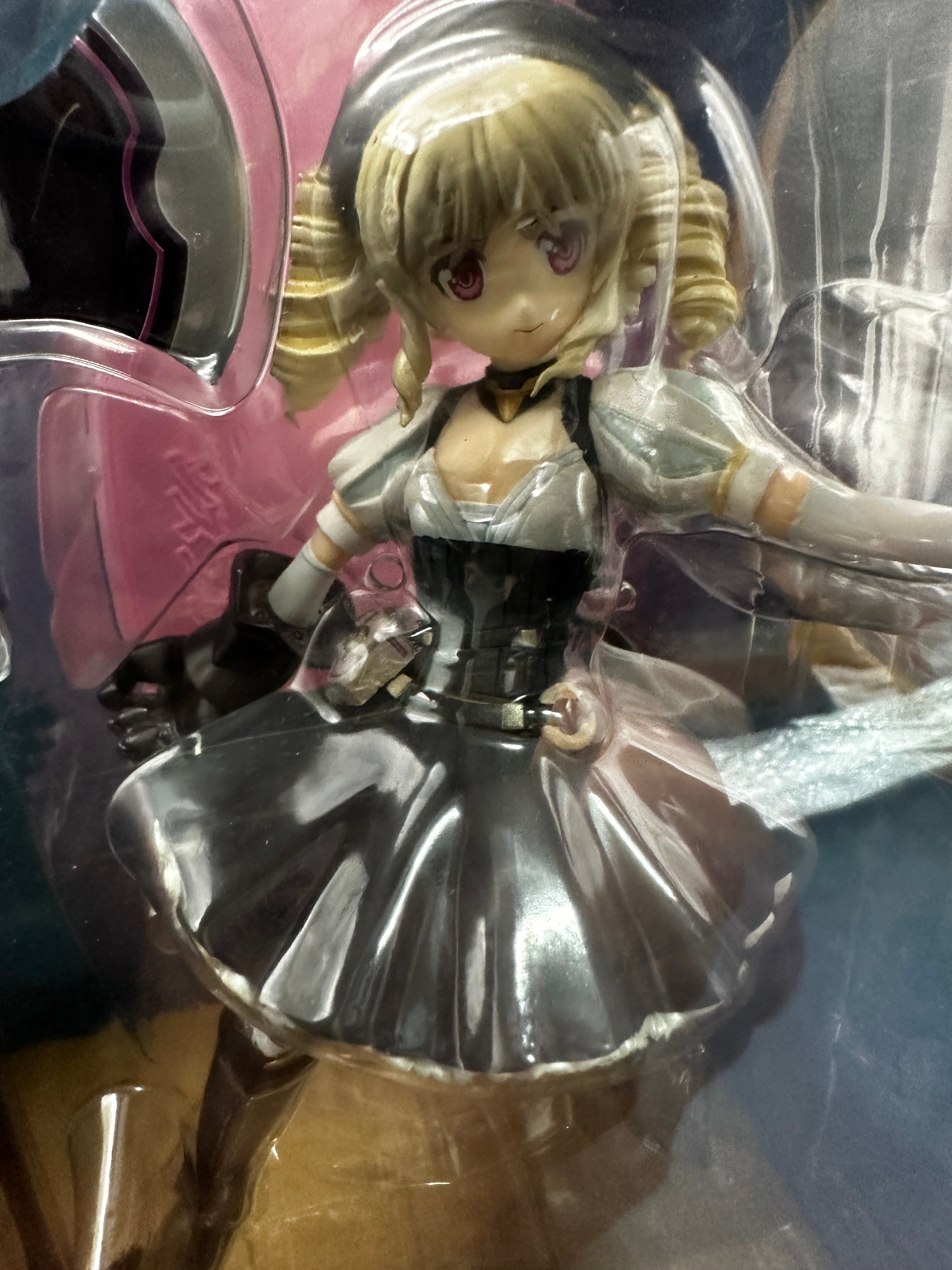 Queens Blade R-2