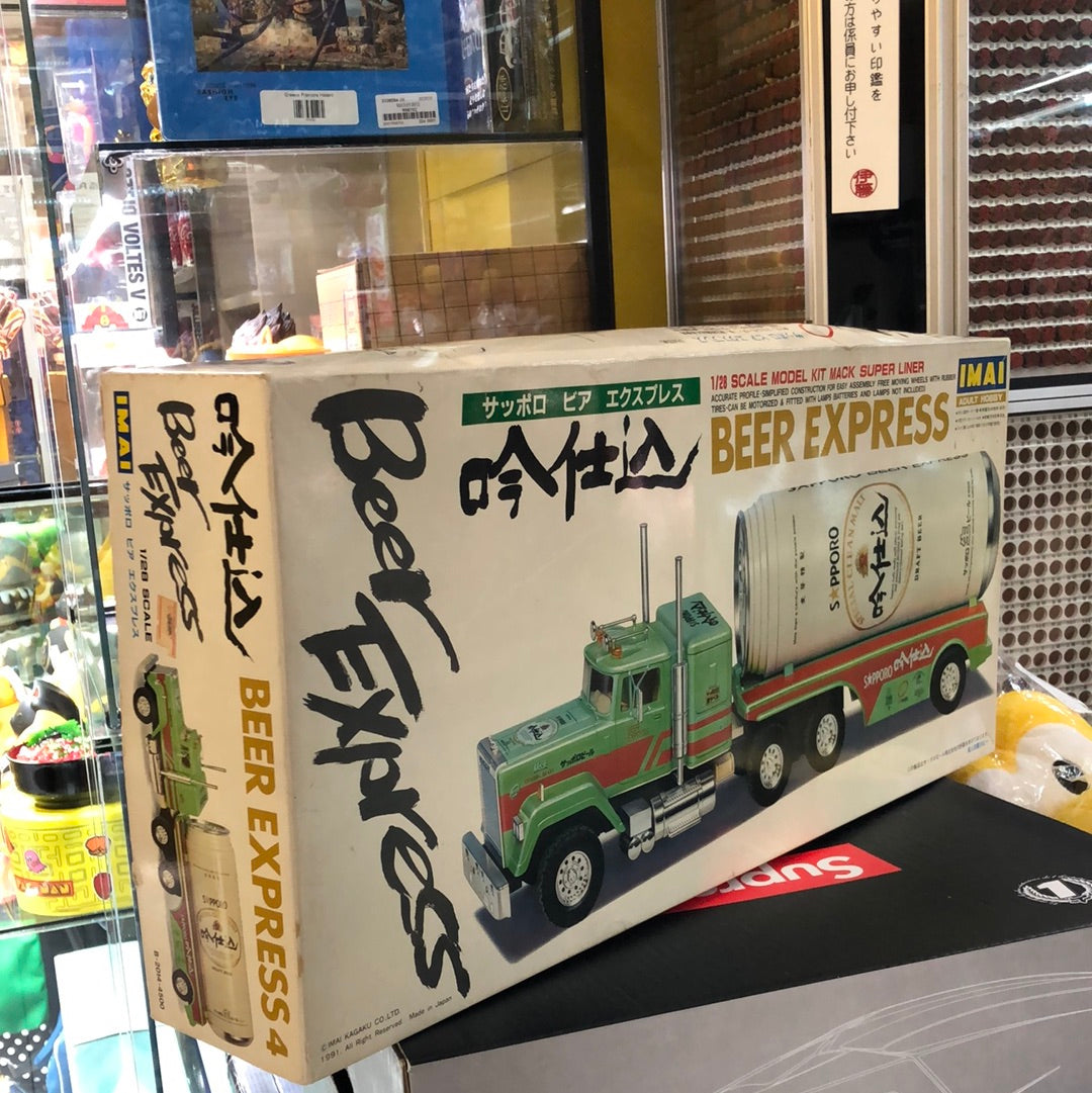 Sapporo Beer Express (1/28scale) Model kit mack super liner