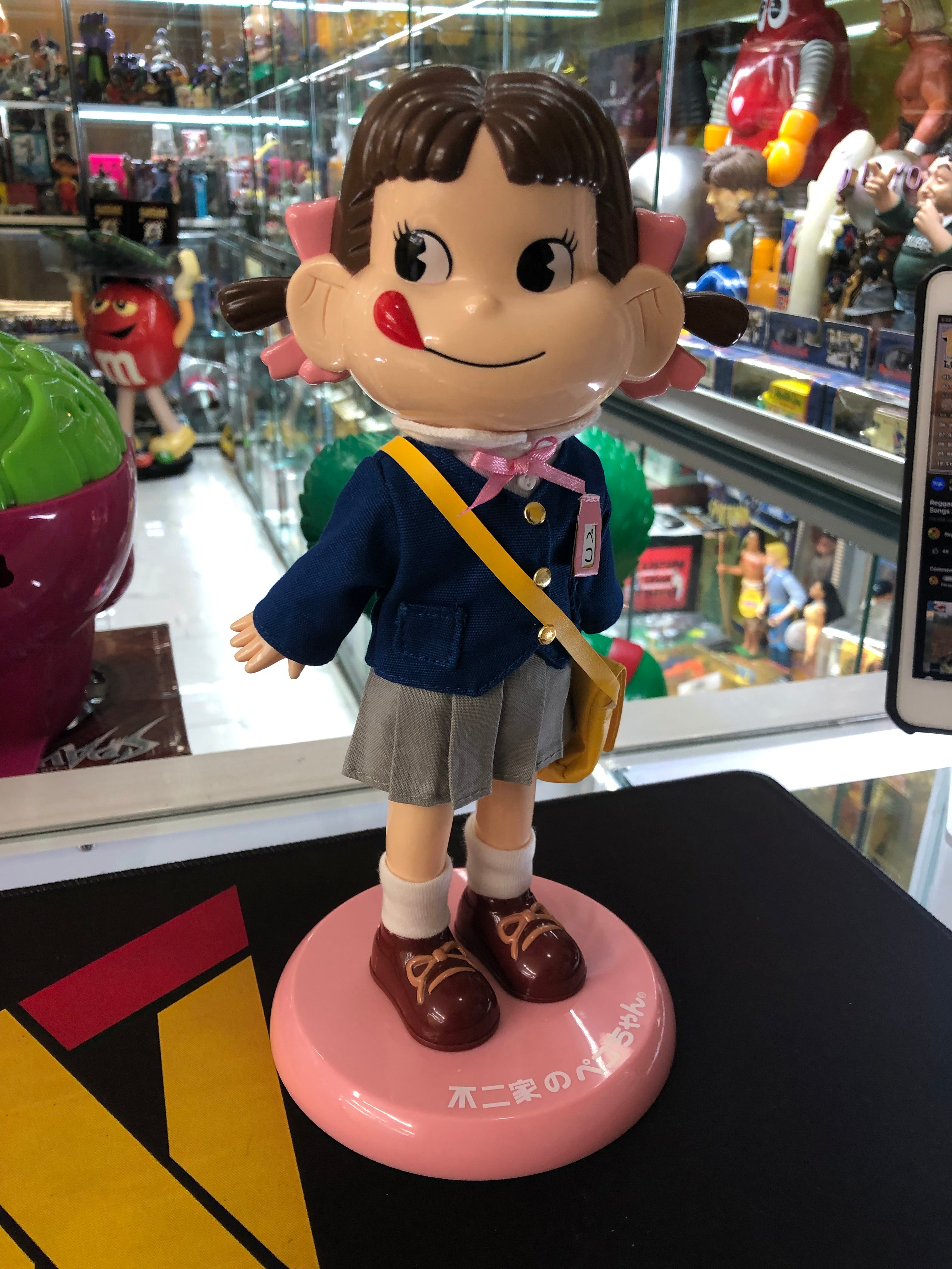 Peko-Chan in school uniform