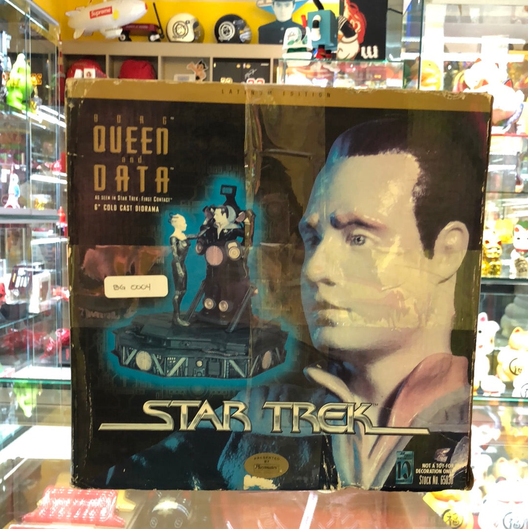 star trek borg queen and data