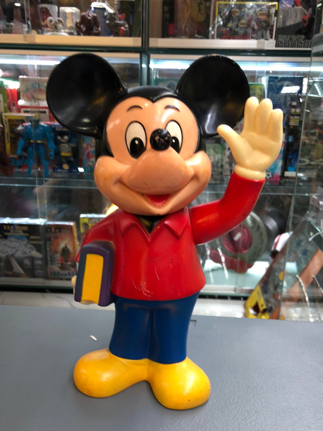 mickey mouse loose Figure with book