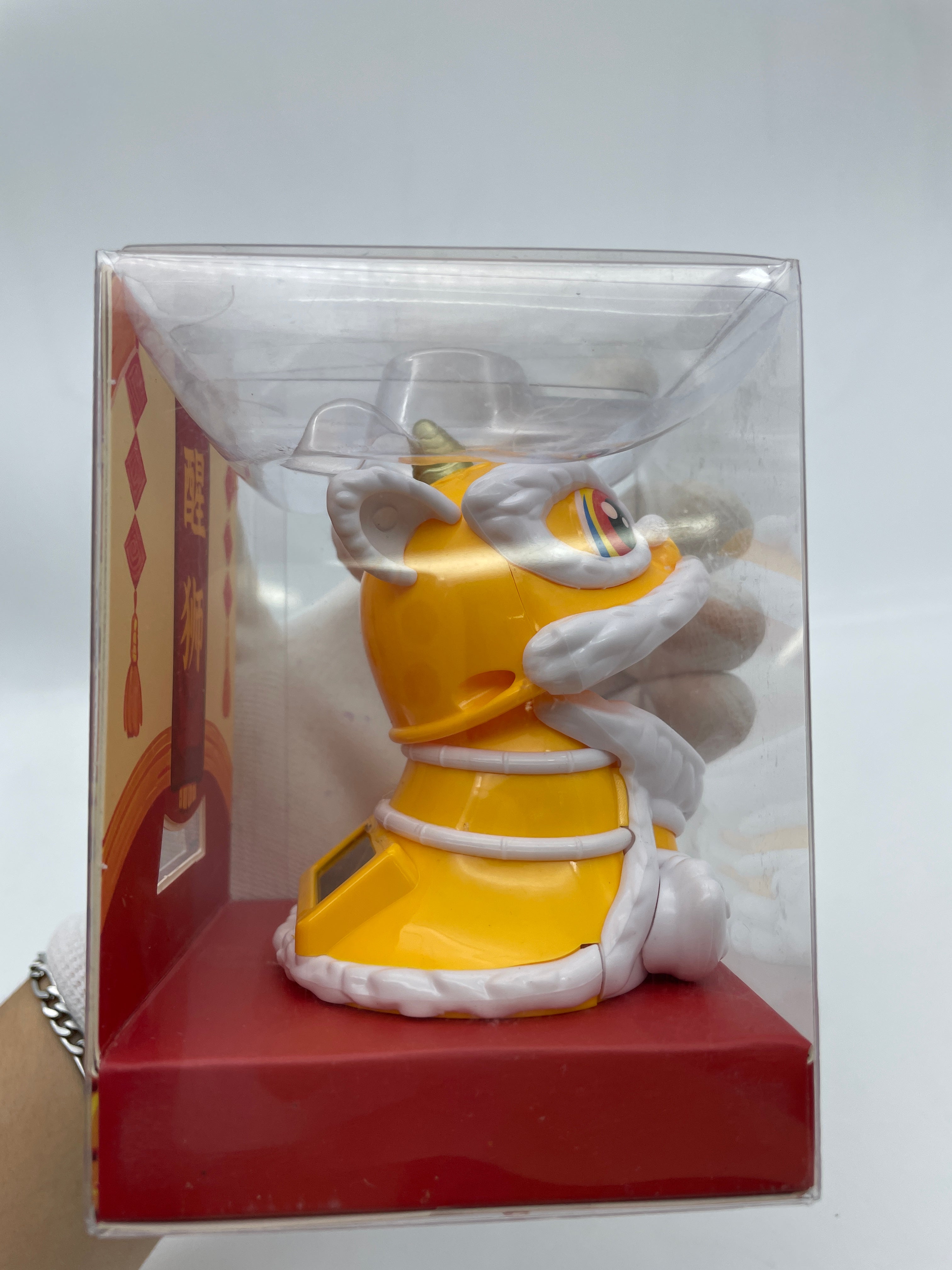 Chinese Style Dancing Dragon Lucky