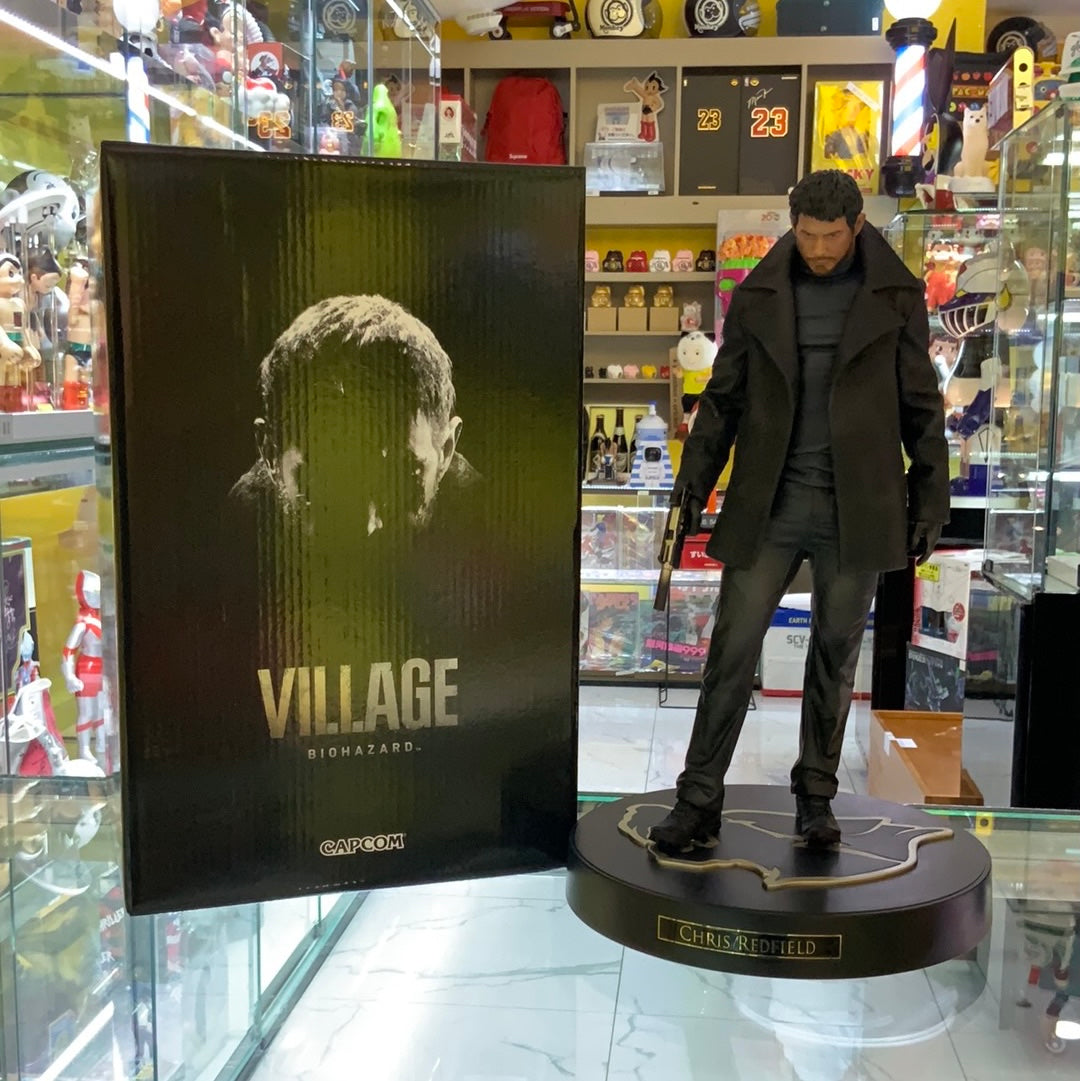 Resident Evil 8 Village Collectors Chris Redfield Statue