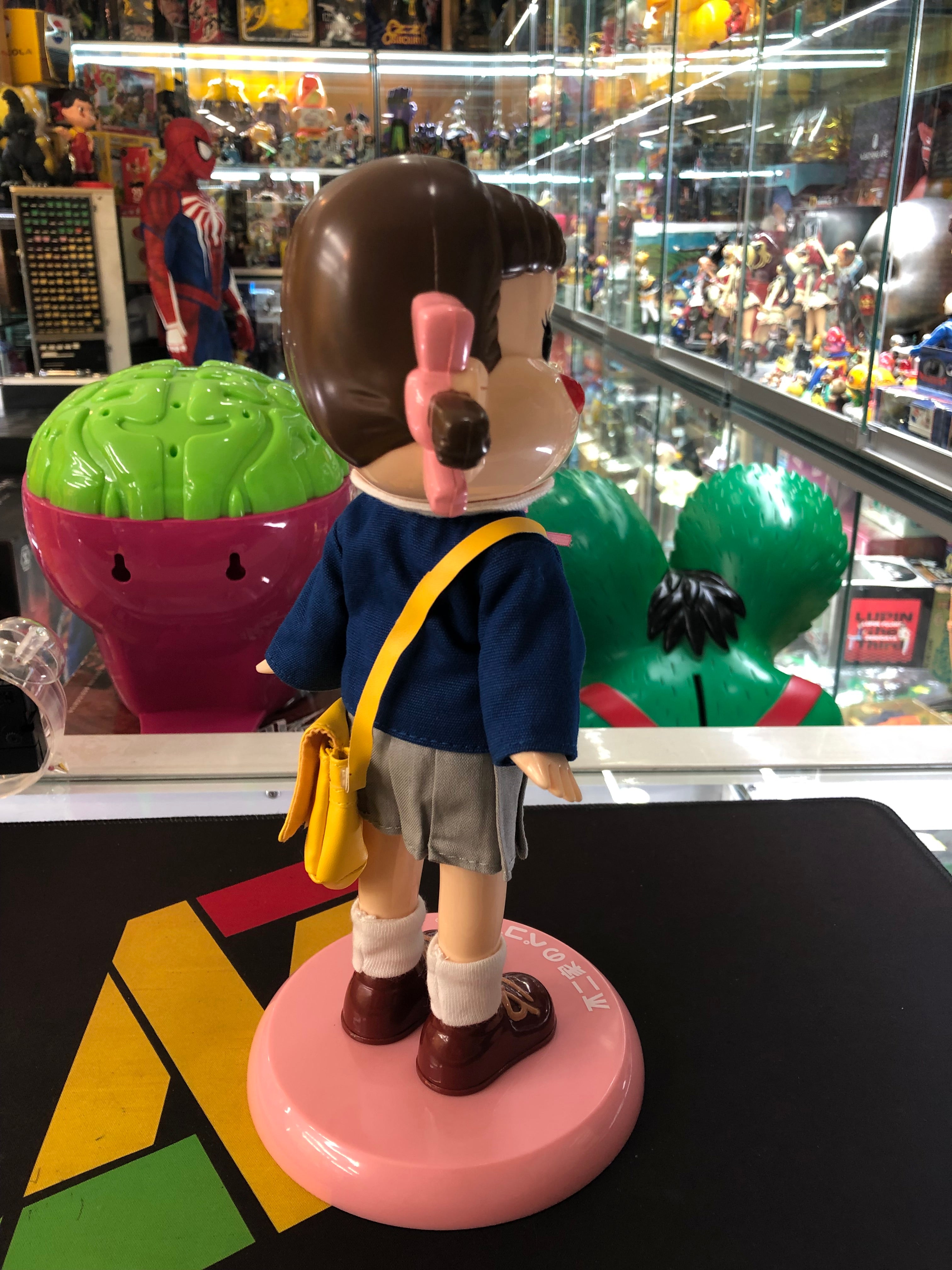 Peko-Chan in school uniform