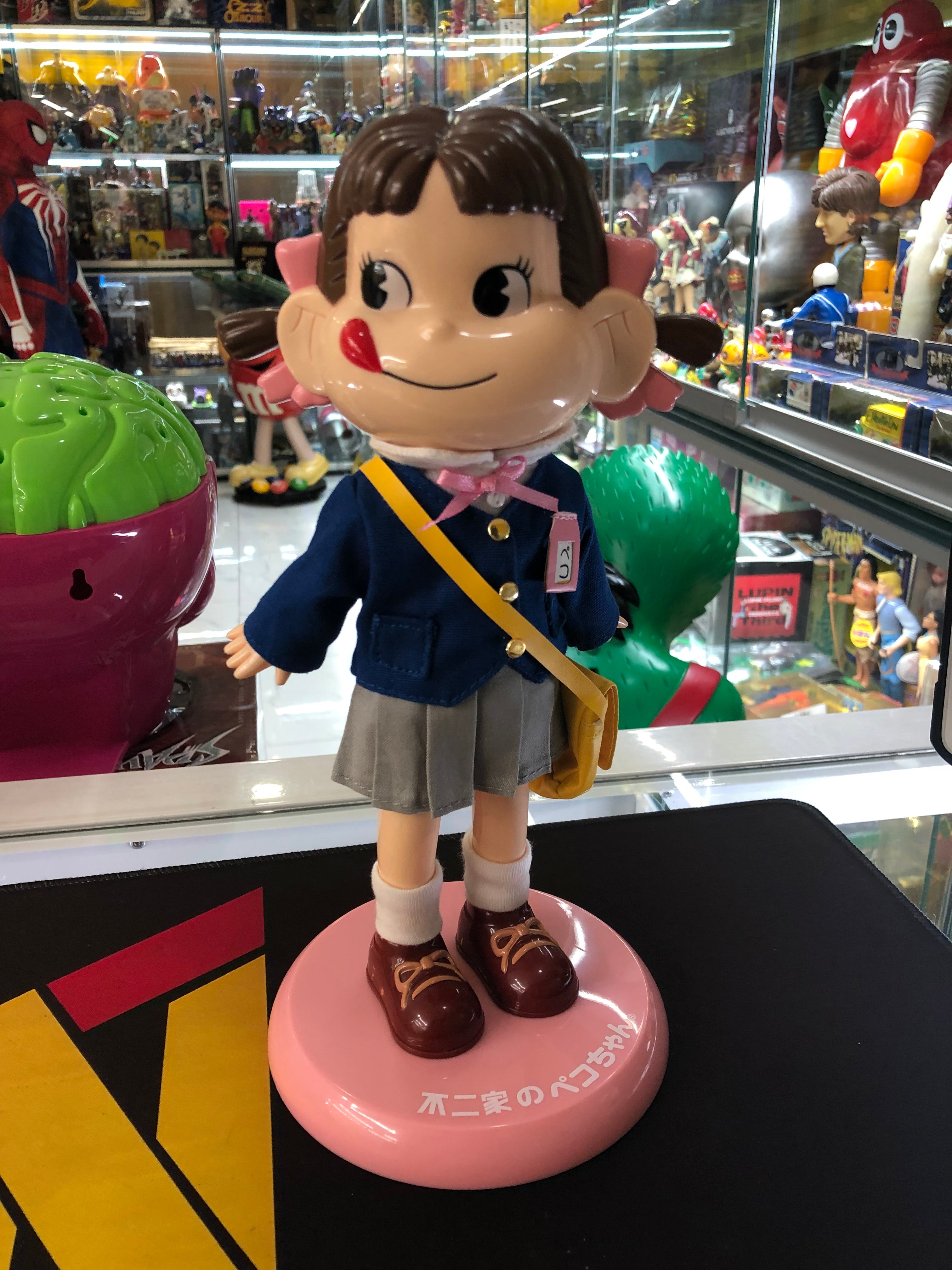 Peko-Chan in school uniform