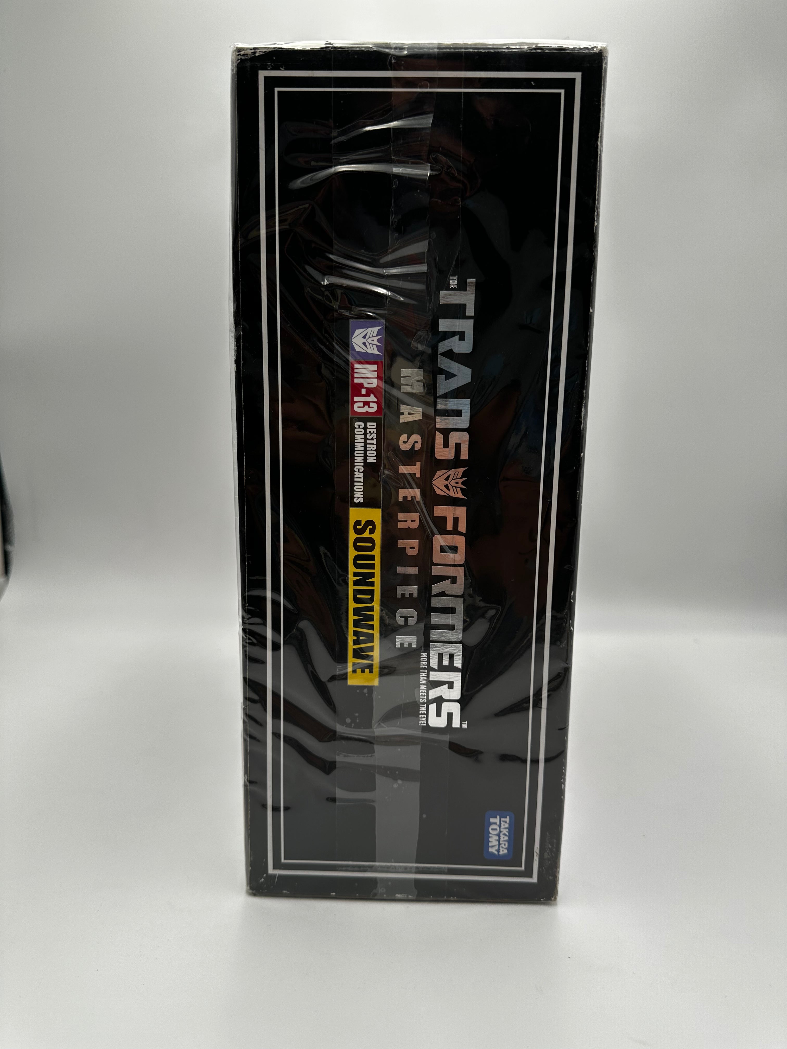 Transformer masterpiece soundwave takara tomy