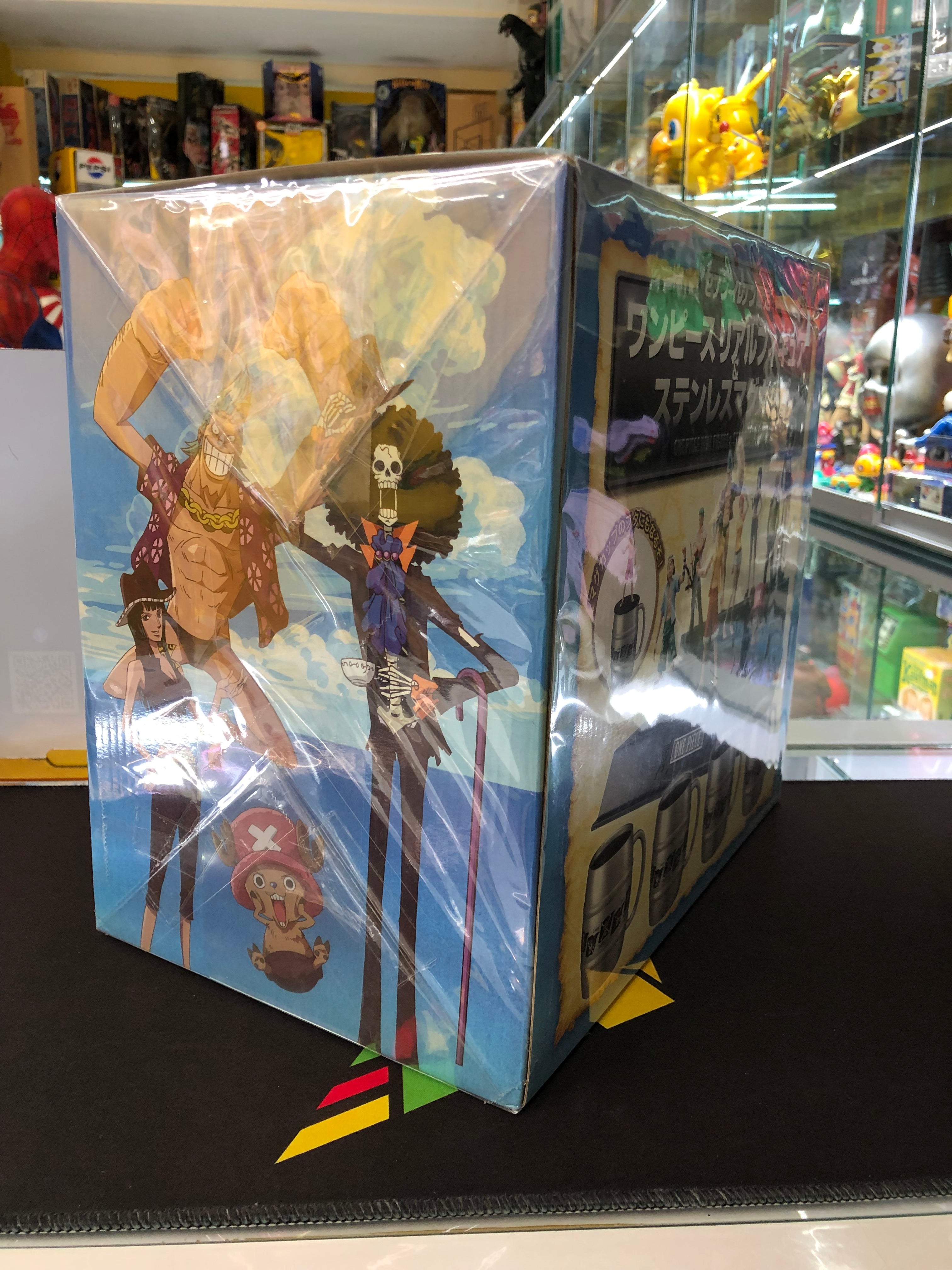 One piece real figure & stainless stell mug cup