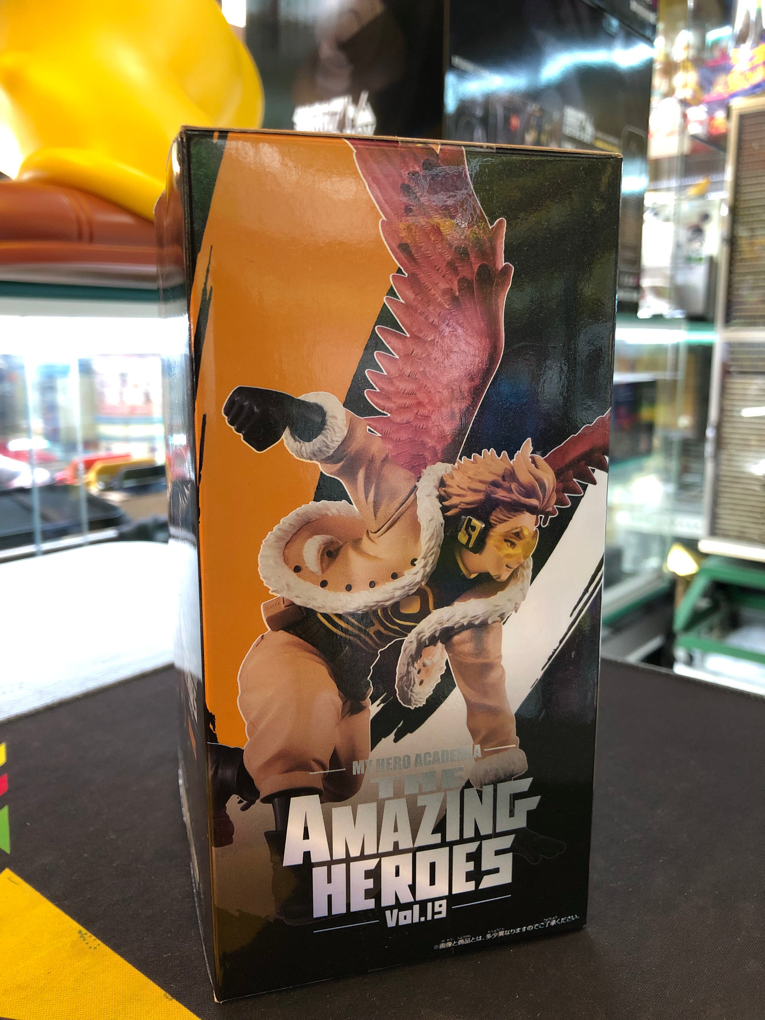 my hero academia figure hawks the amazing heroes vol.19 banpresto