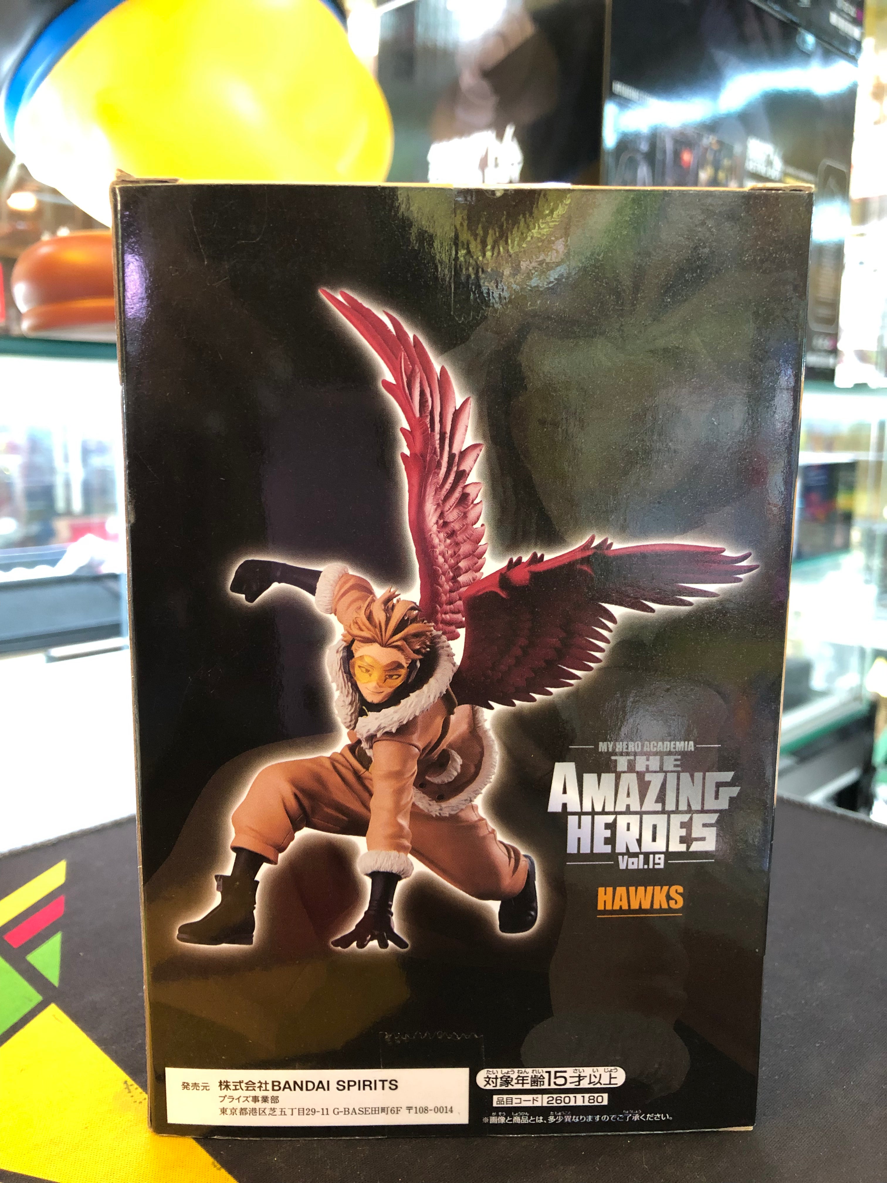 my hero academia figure hawks the amazing heroes vol.19 banpresto