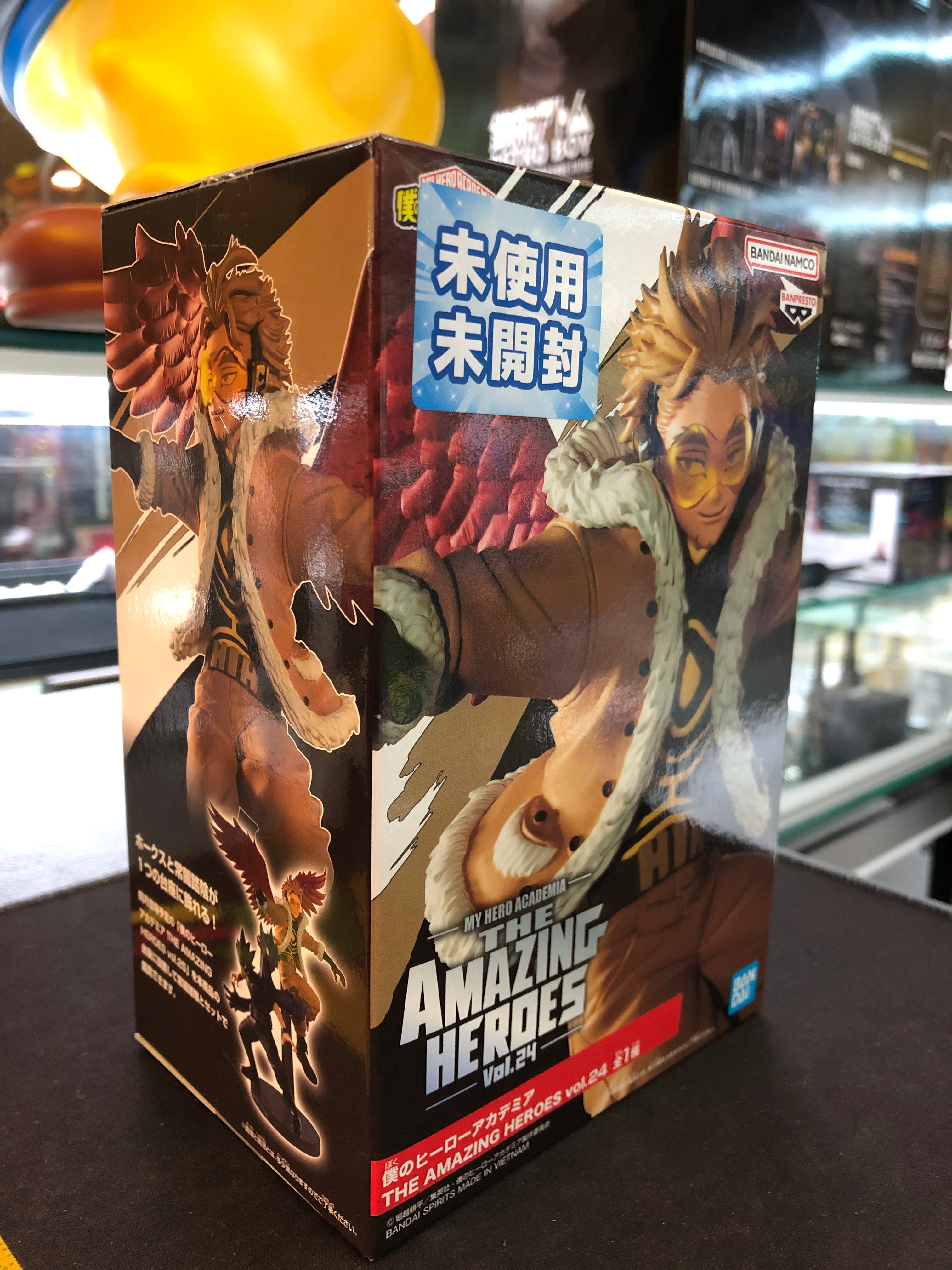 my hero academia the amazing heroes vol.24 hawks toy figure