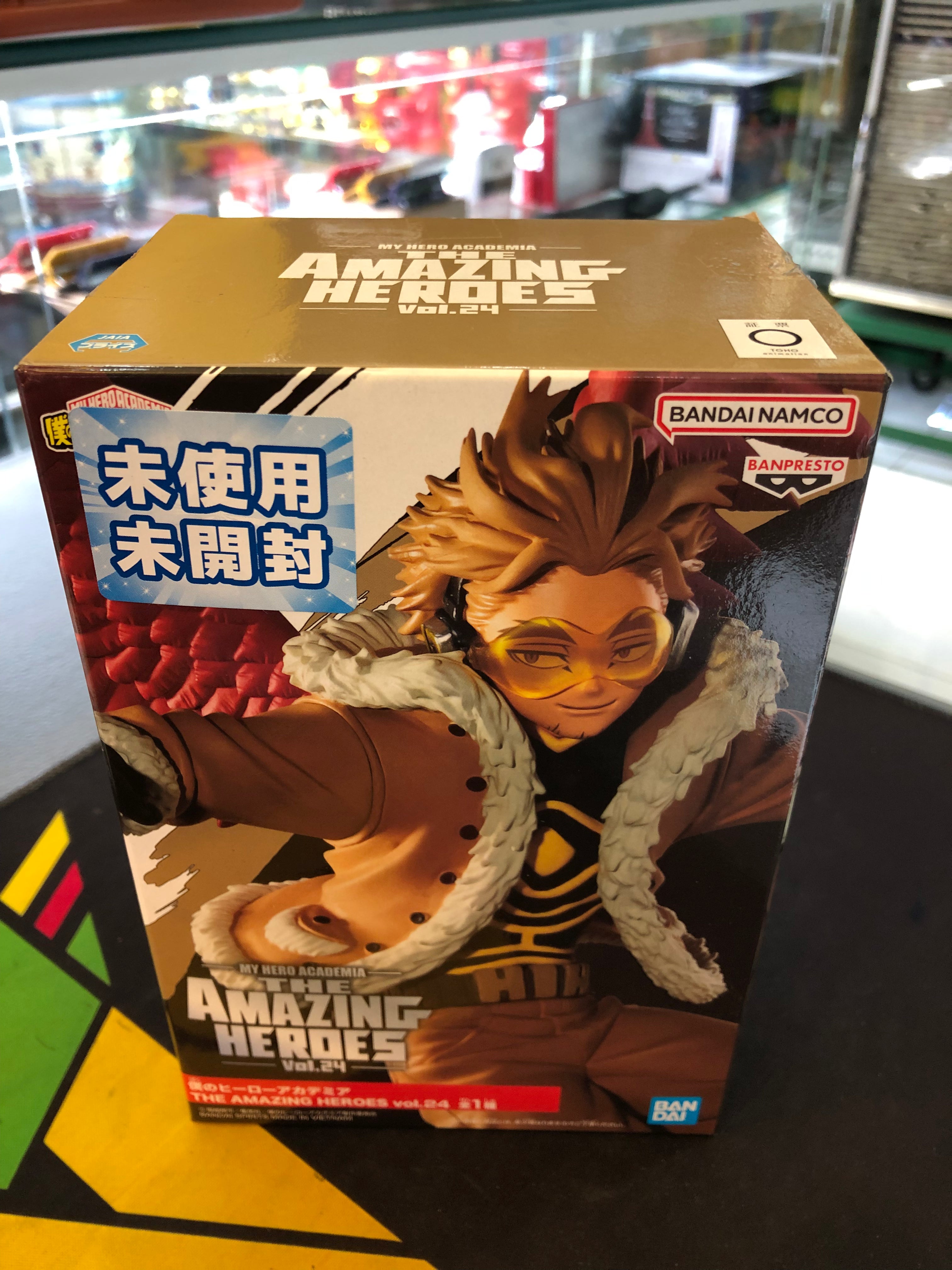 my hero academia the amazing heroes vol.24 hawks toy figure
