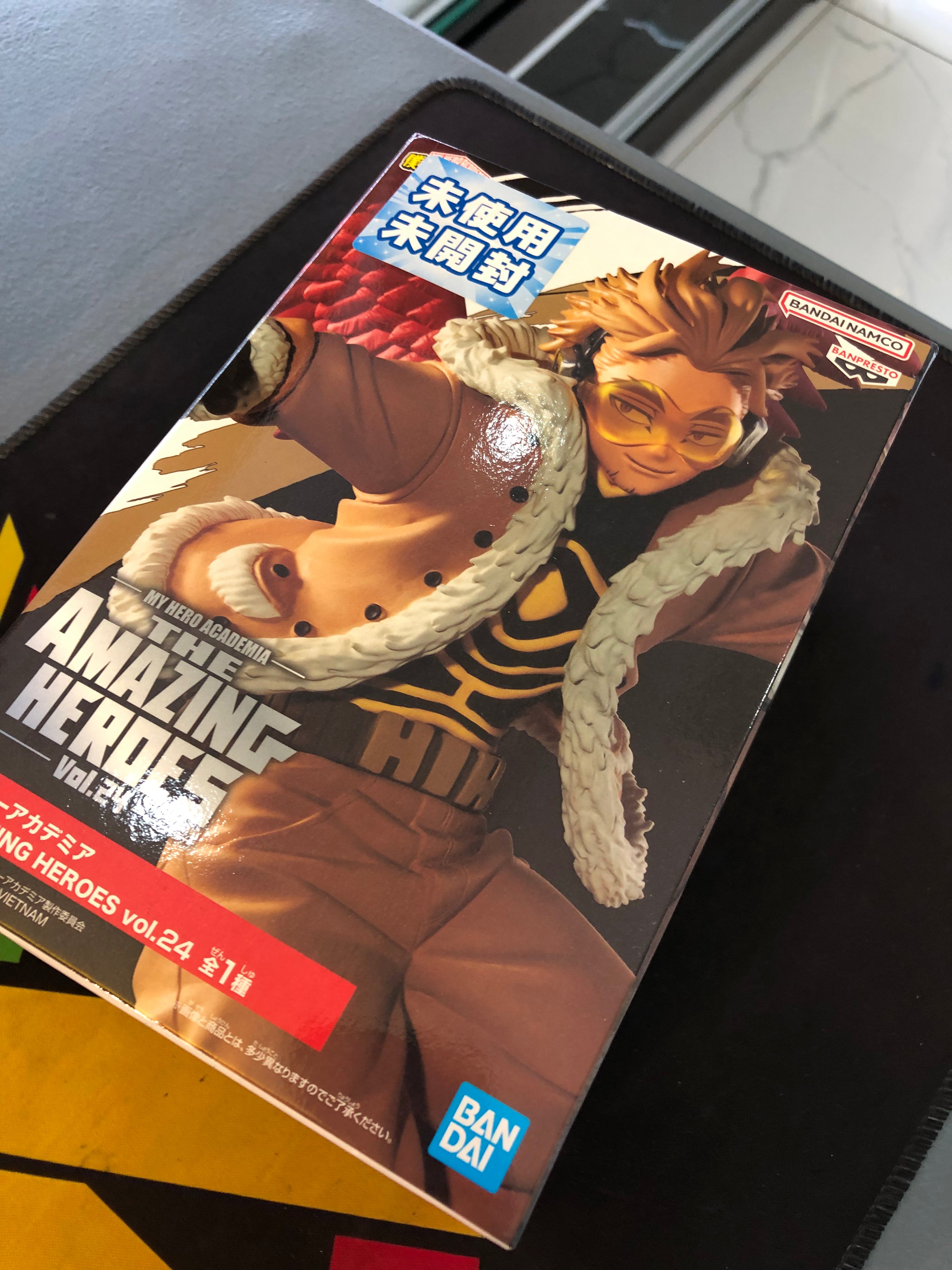 my hero academia the amazing heroes vol.24 hawks toy figure
