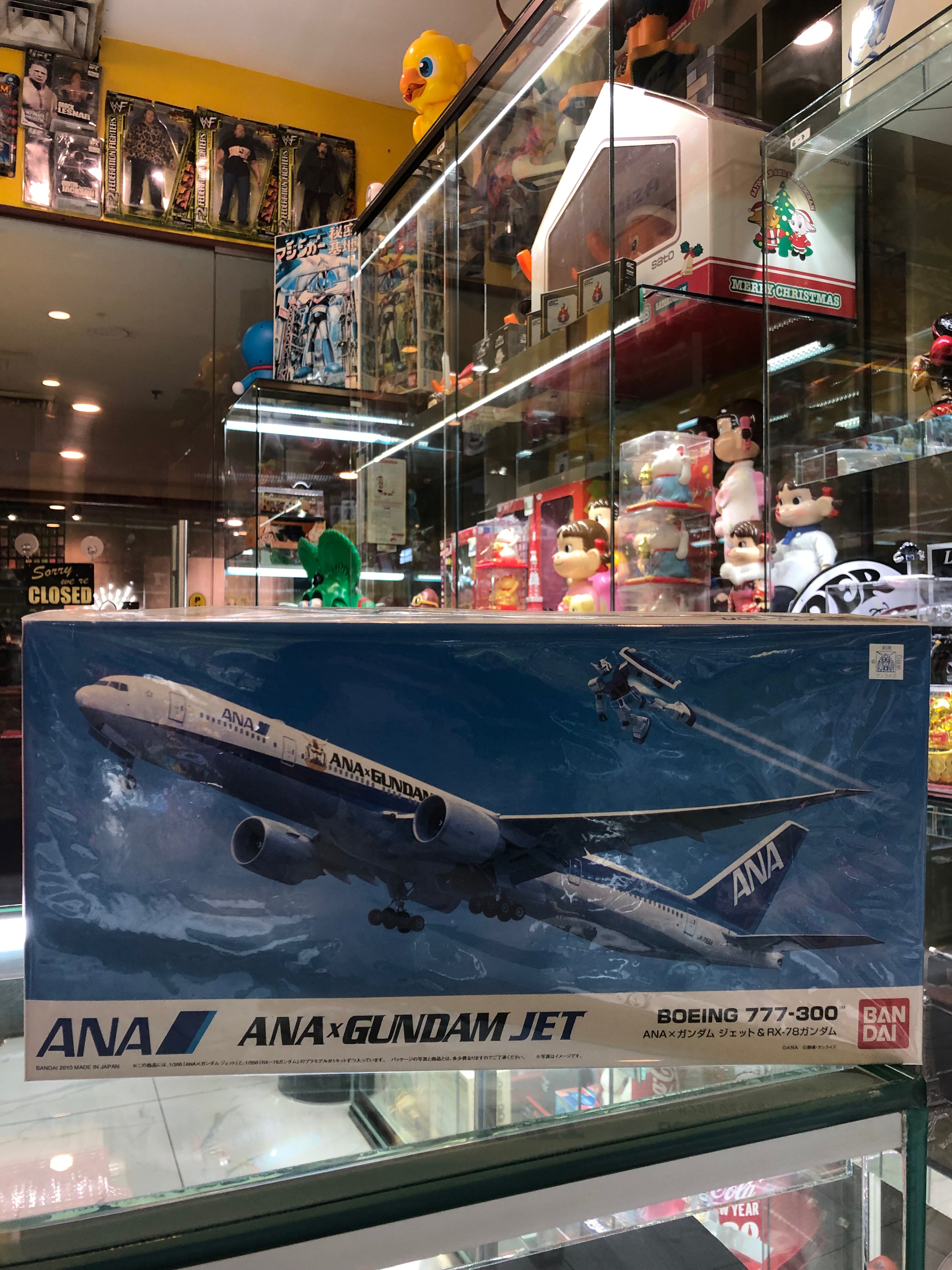 Ana x gundam jet boeing 777-300 Bandai