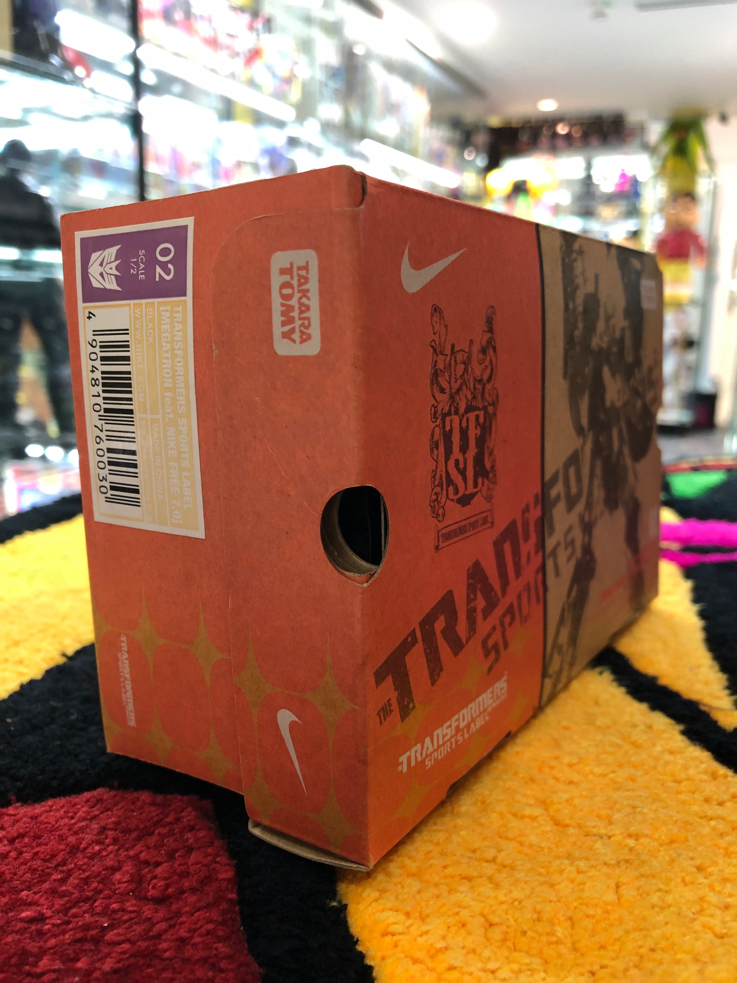 transformer sports label ( Megatron feat nike free 7.0 )