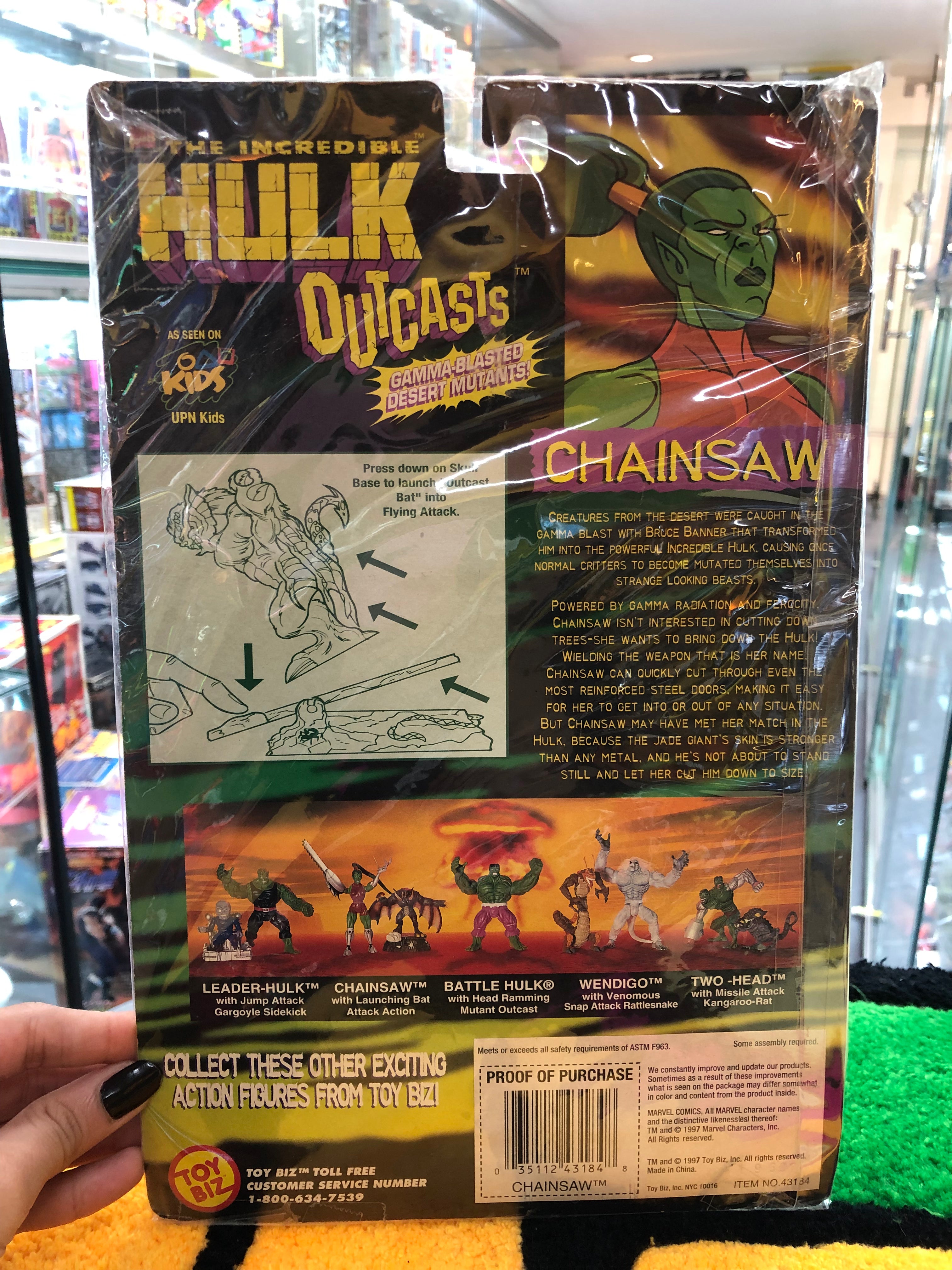 the incredible hulk outcast chainsaw with launching bag attack action