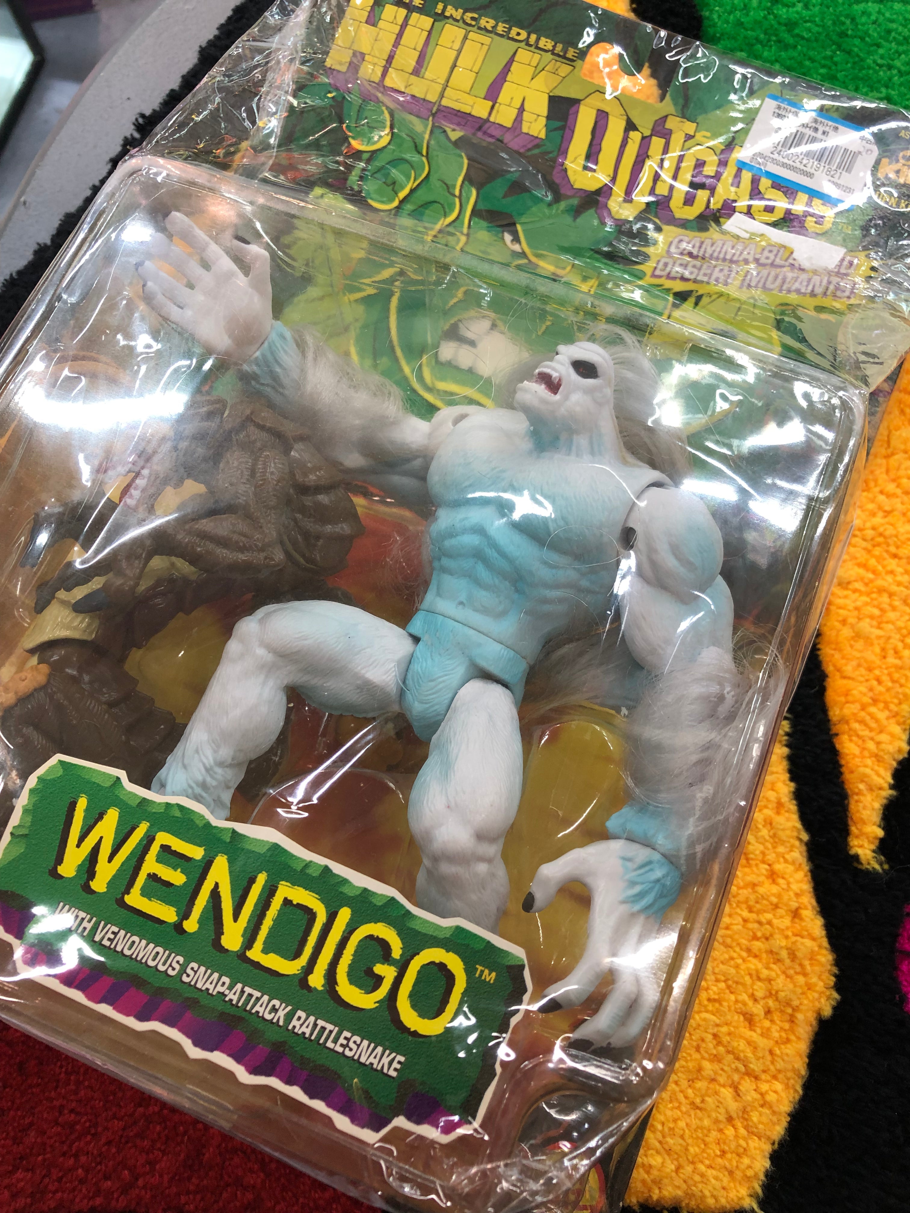 The incredible hulk outcasts Wendigo With venomous snap-Attack rattlesnake