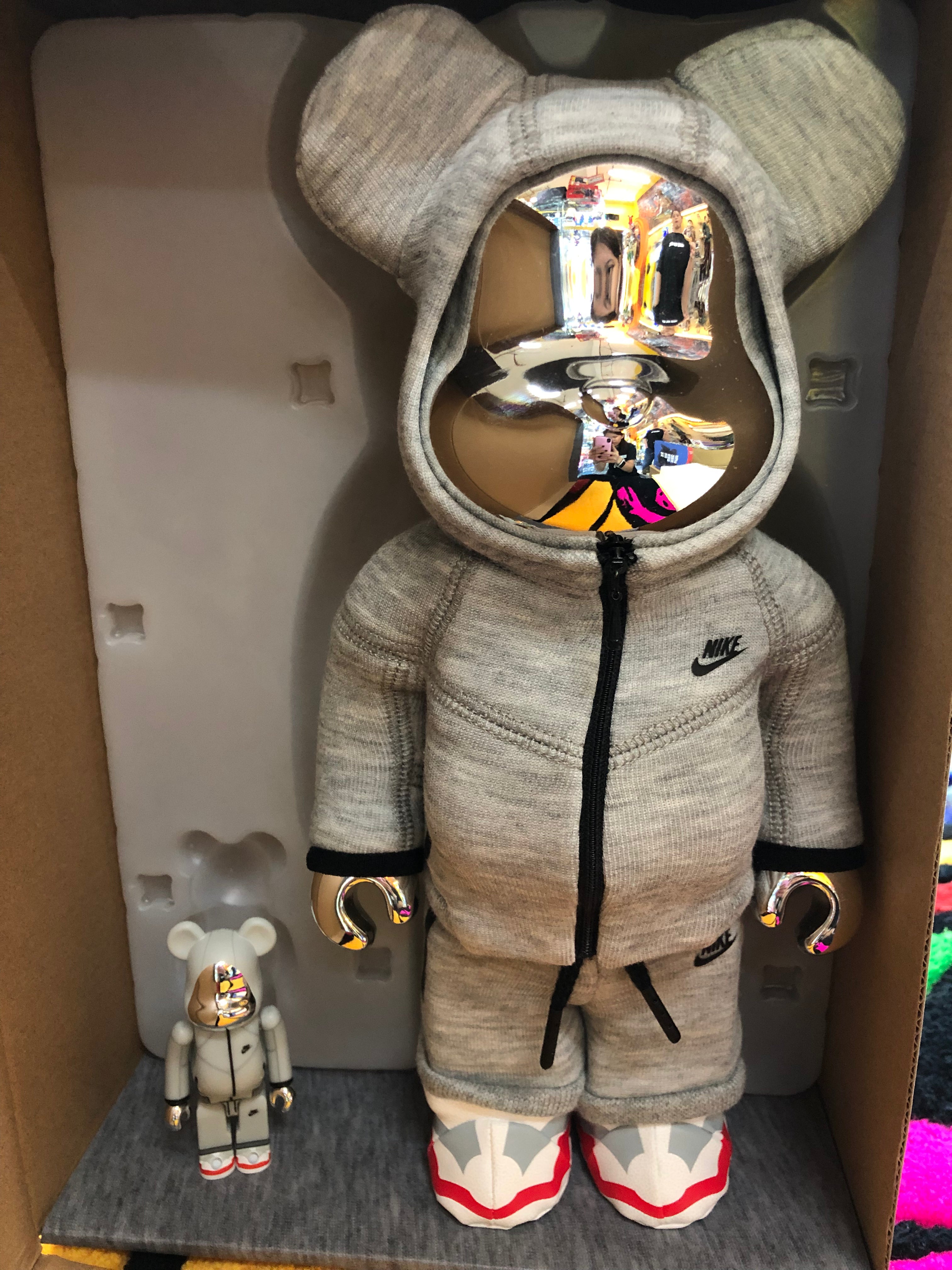 nike medicom toy bearbrick 400%