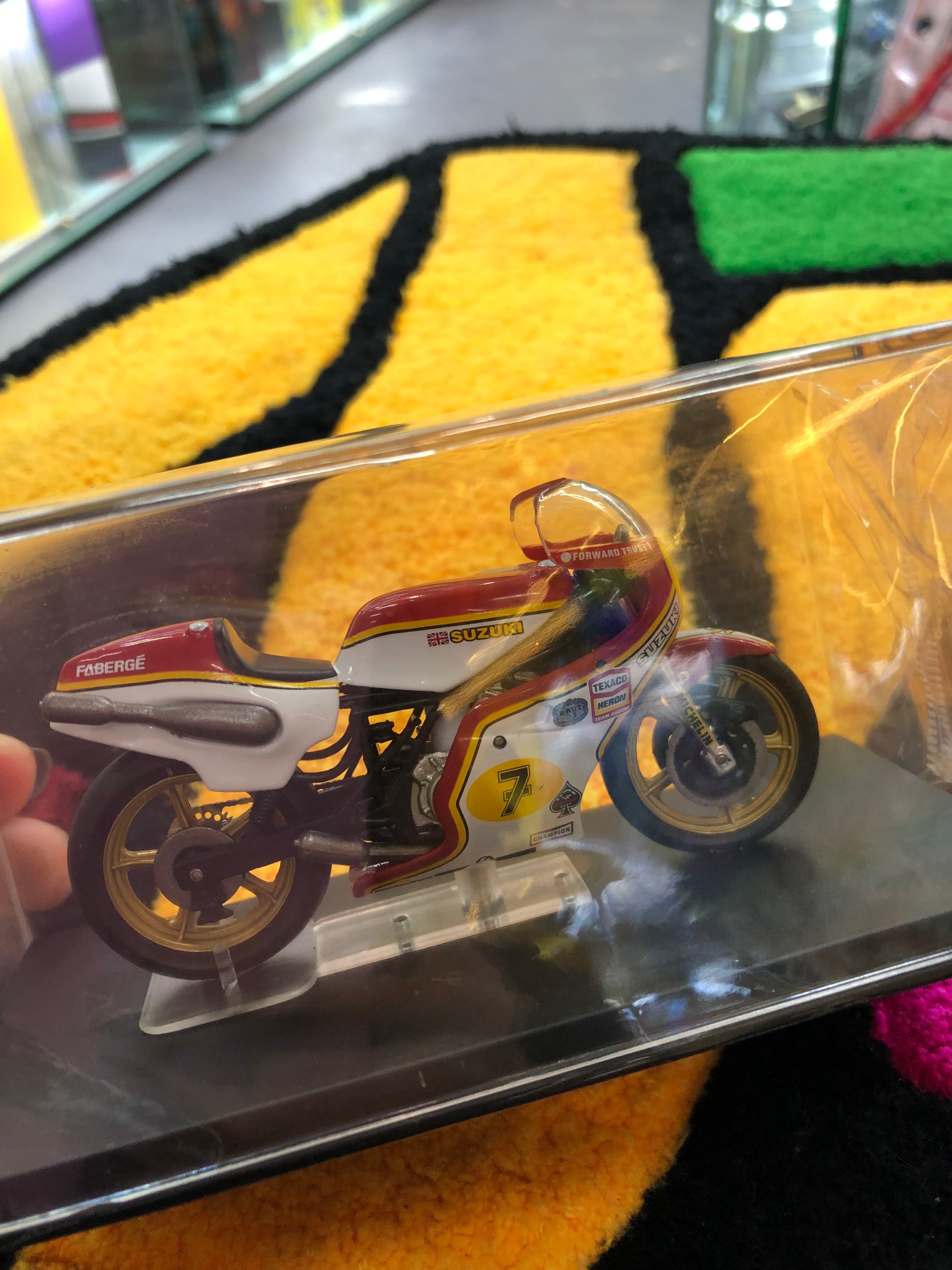 Suzuki RG500 Barry Sheene 1977