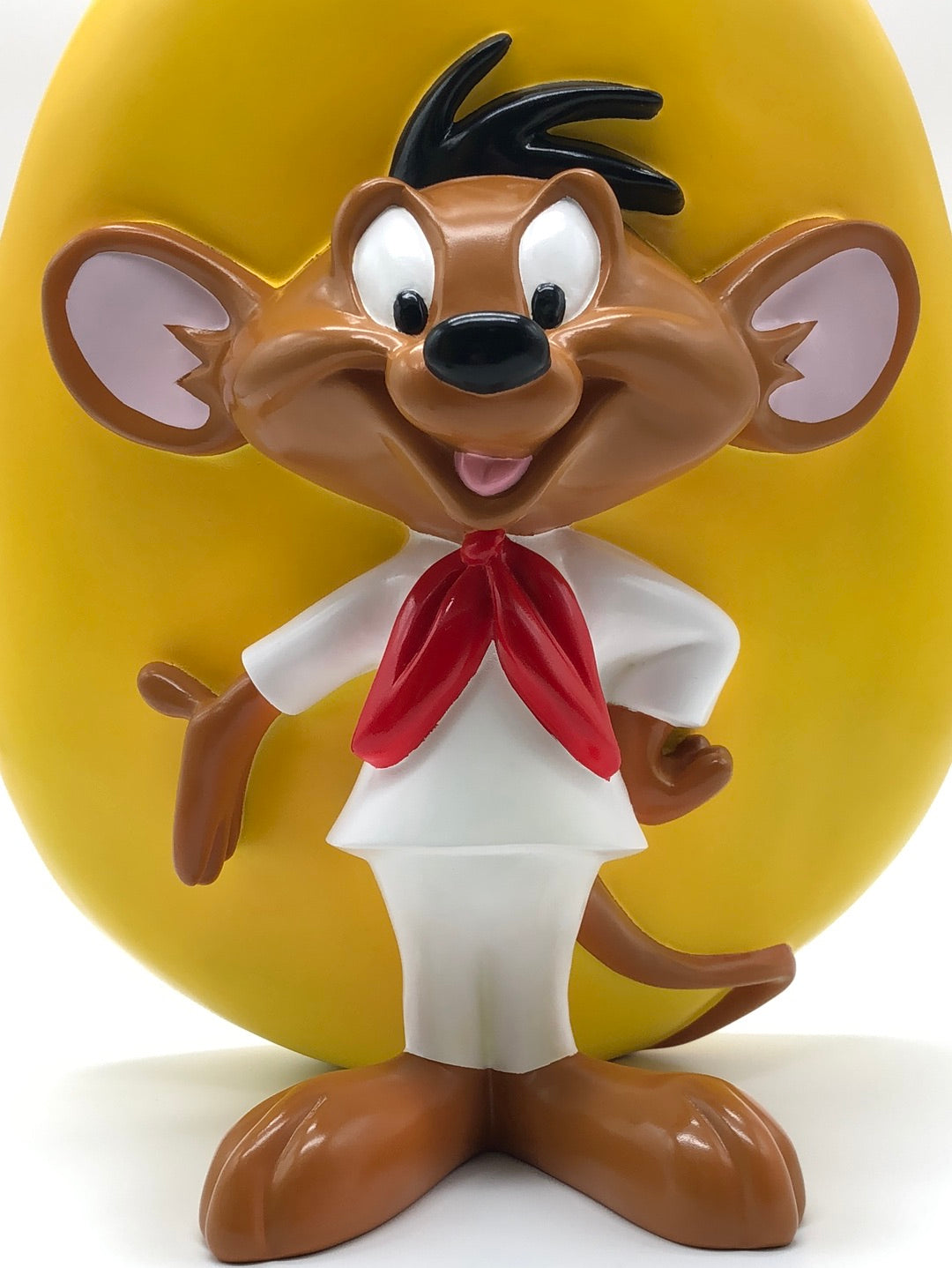 LOONEY TUNES