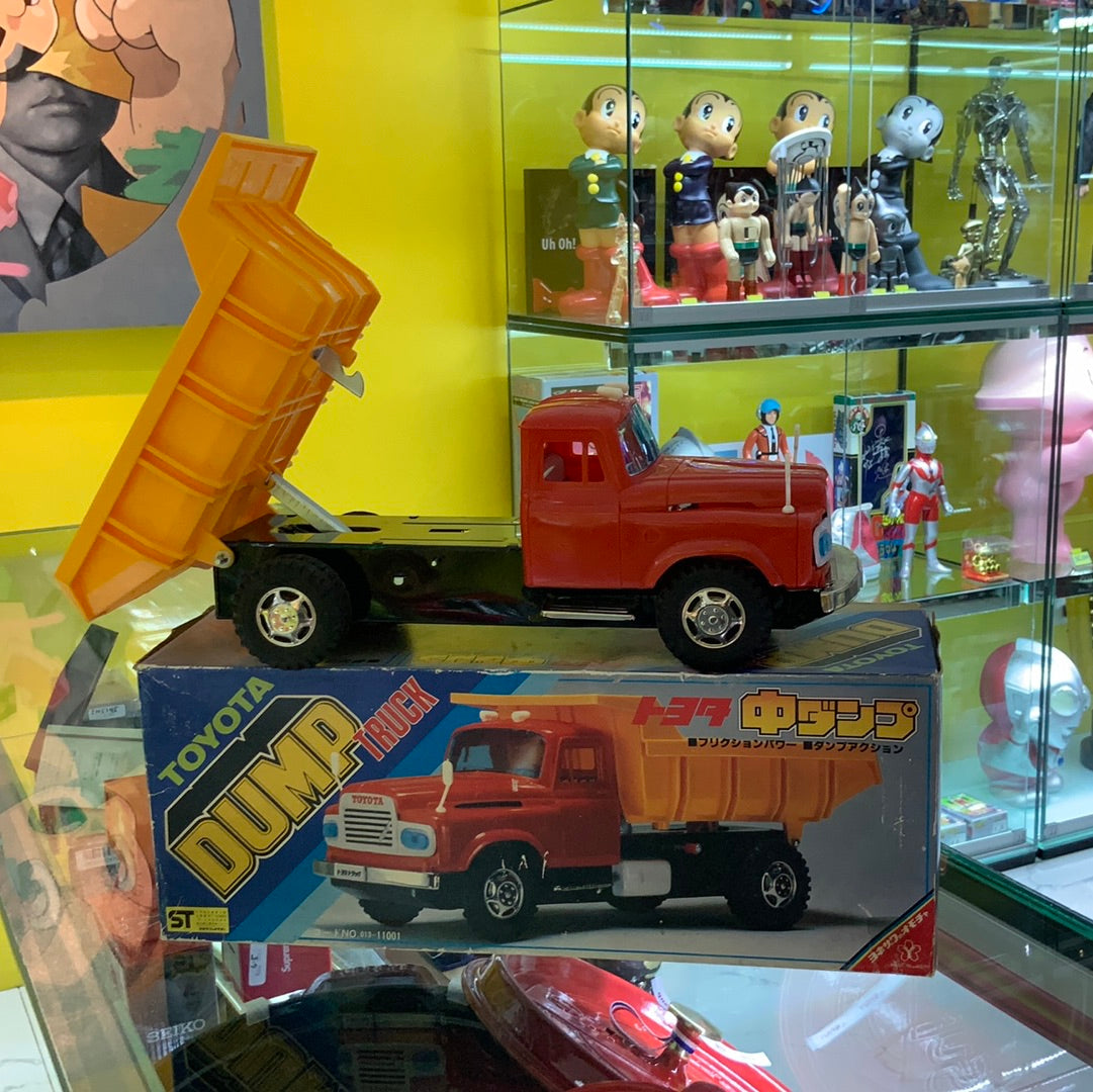 Tin Toy Toyota