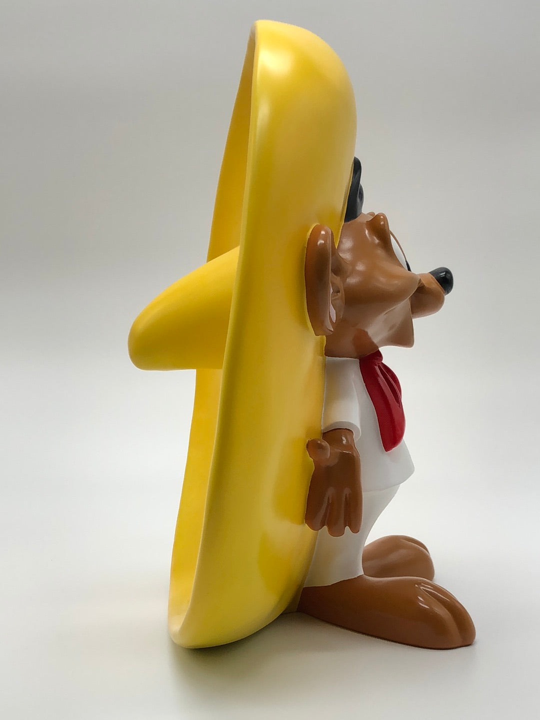 LOONEY TUNES