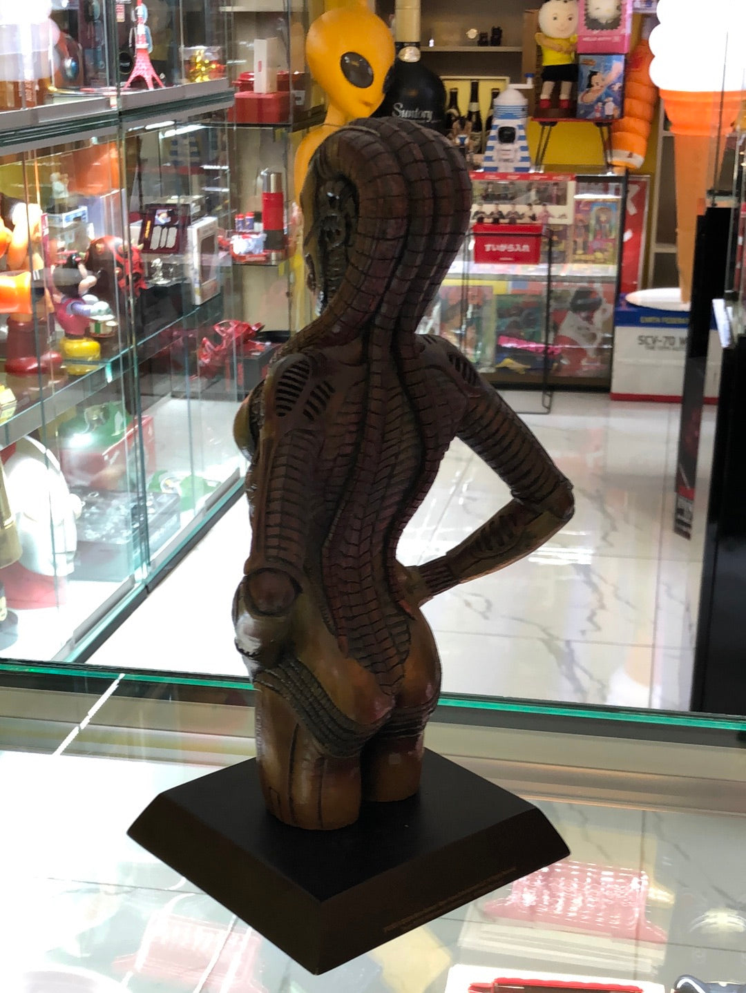 Sara Original Figure