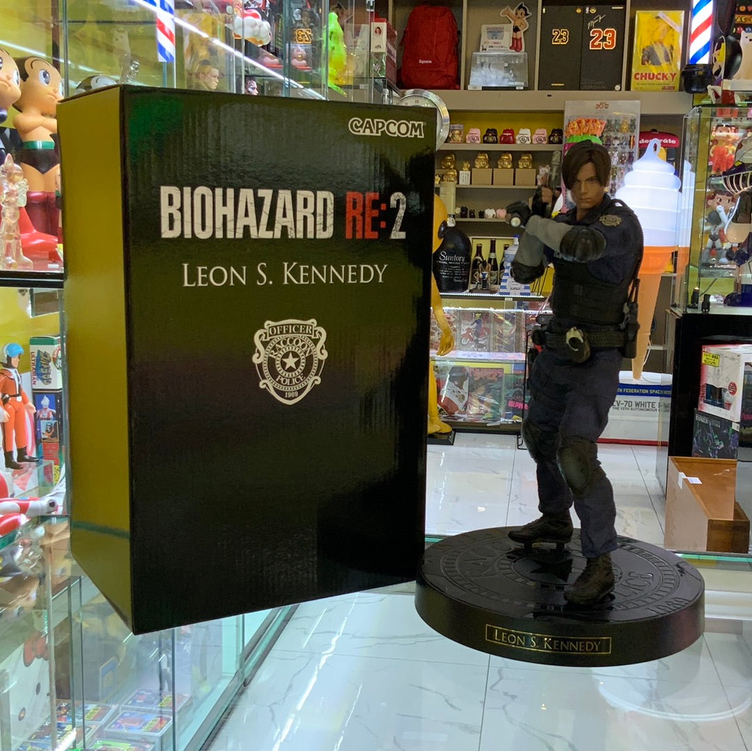 Resident evil Biohazard RE2  Figure collector edition