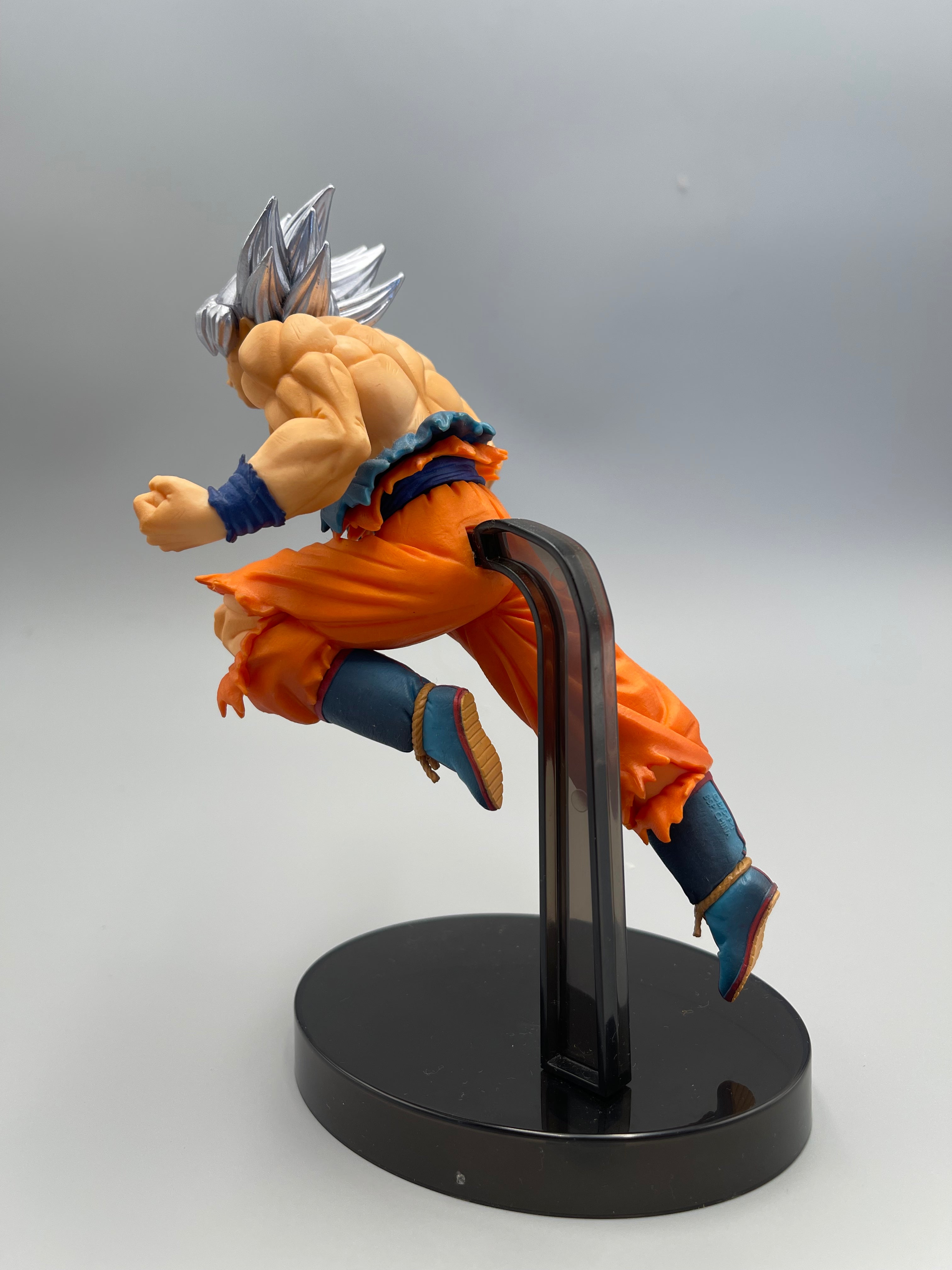 Dragon Ball Super Son Goku Ultra Instinct Z Battle