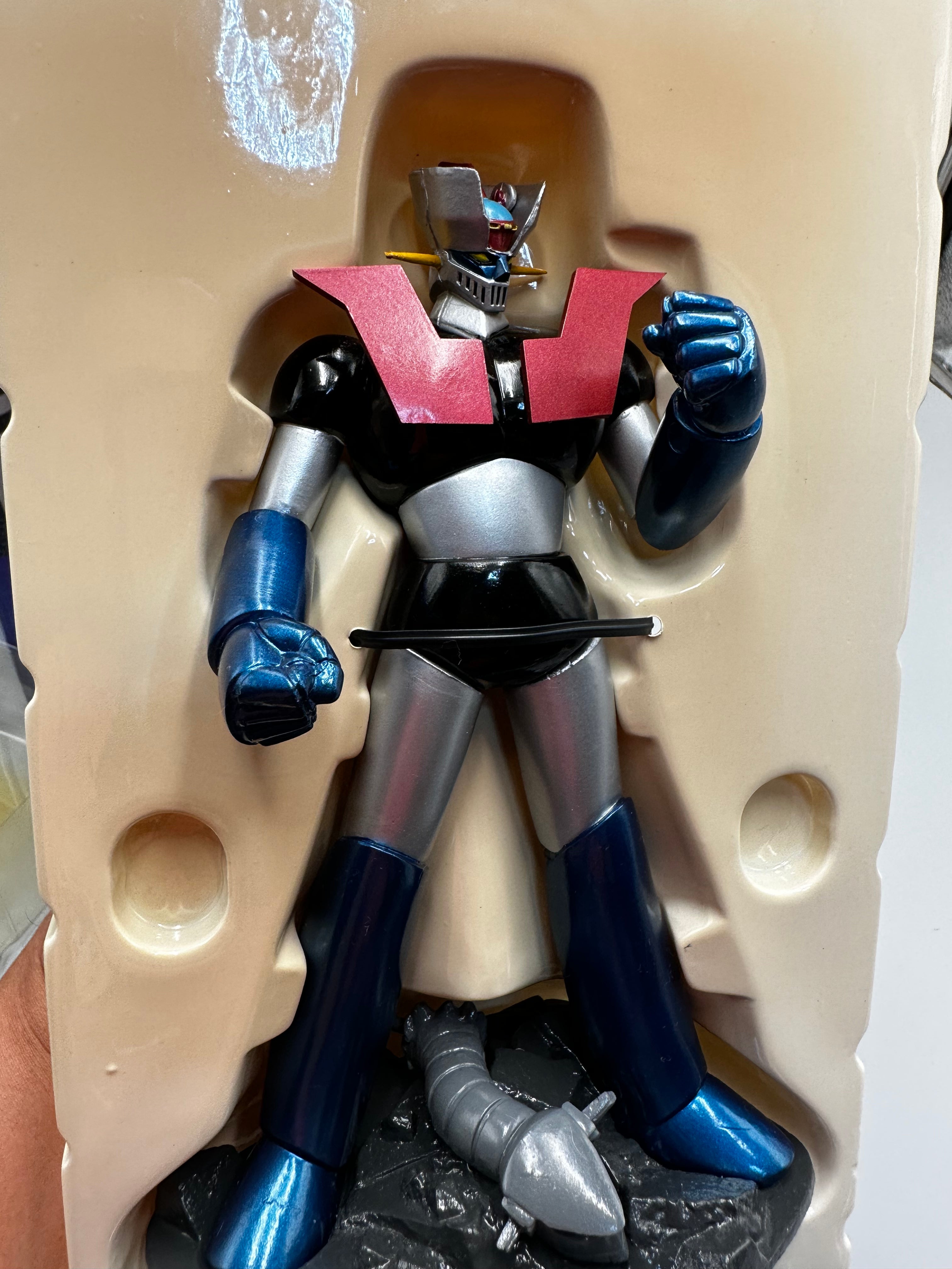 Mazinger Z Cyber figure digital clock