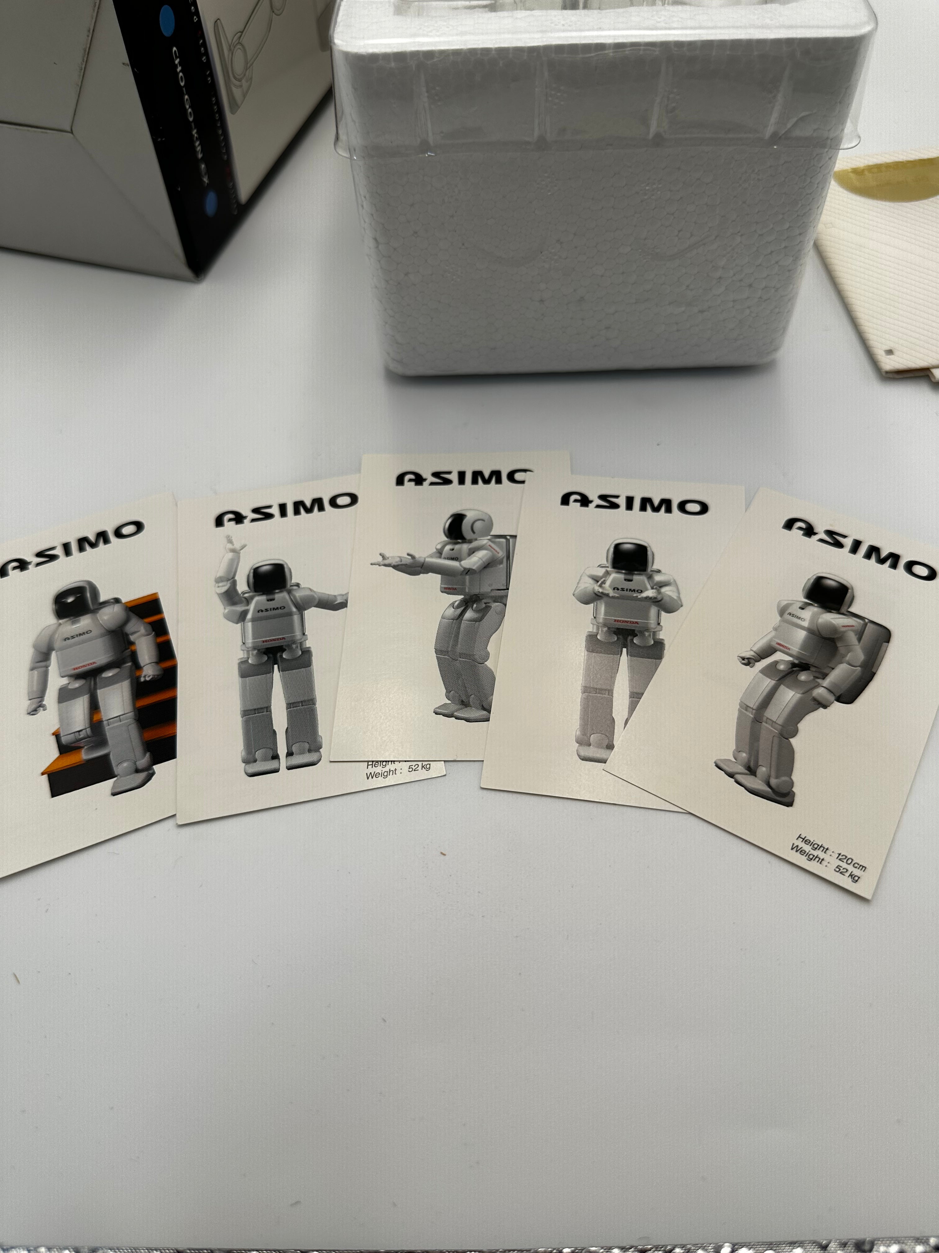 Asimo EX 1/8 scale solid heavyweight diecast