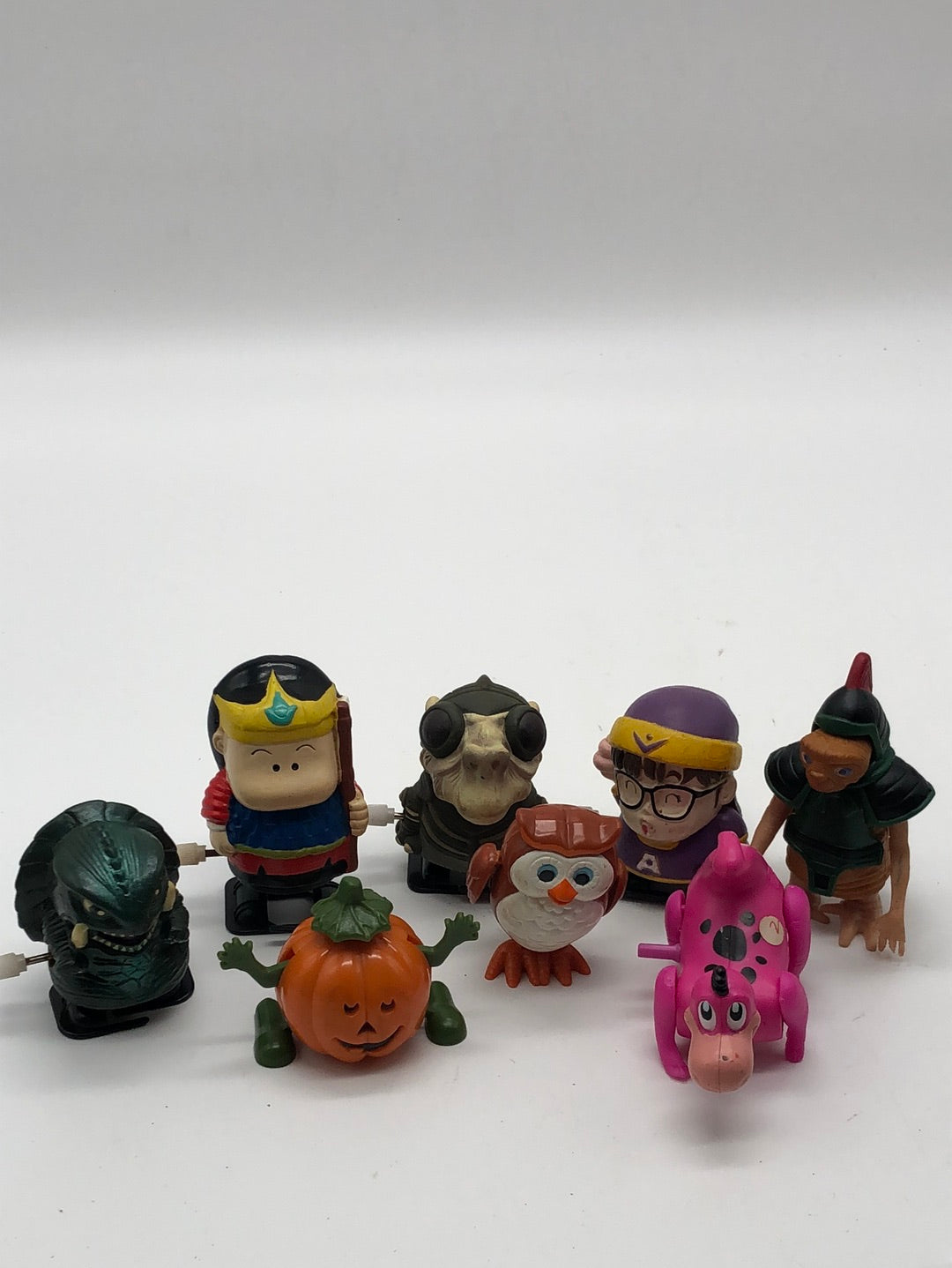 Lot of mixed Carton Action figures