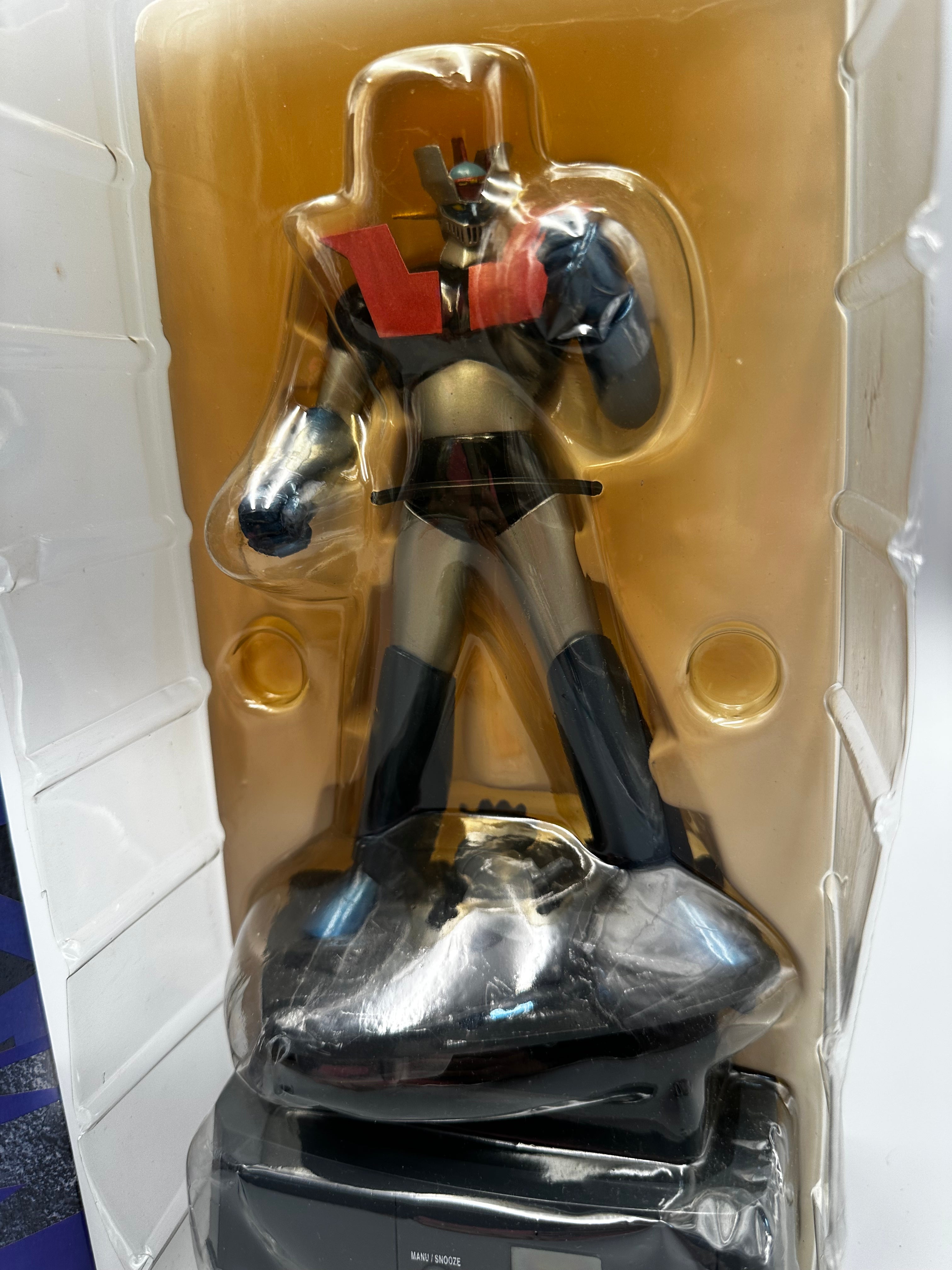 Mazinger Z Cyber figure digital clock
