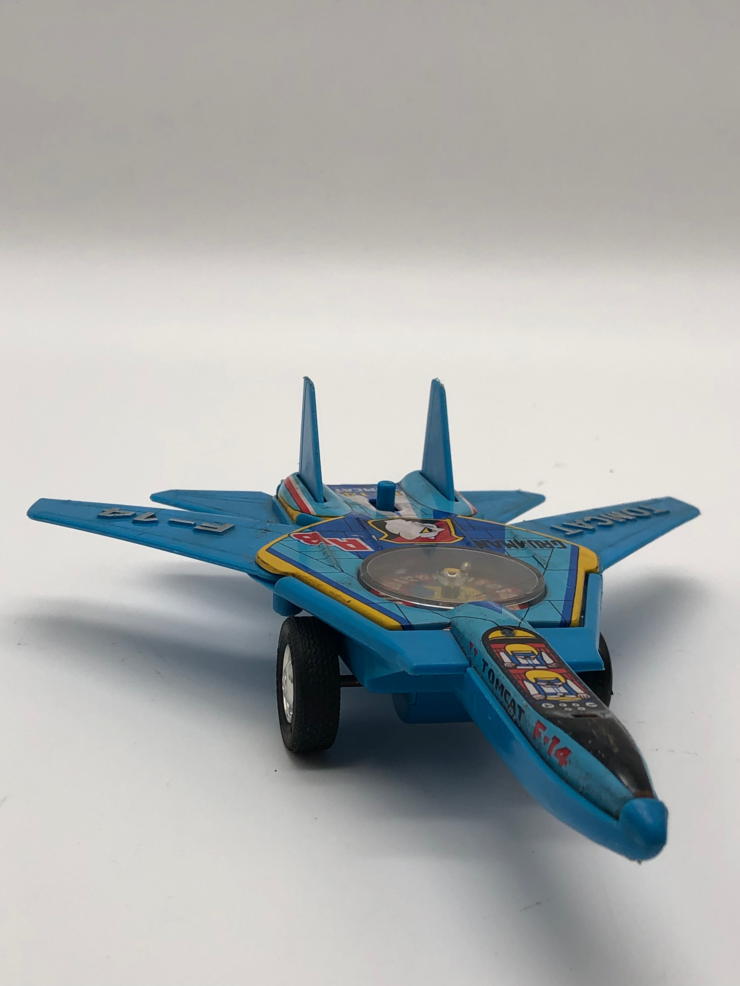 Tomcat Plane Tin