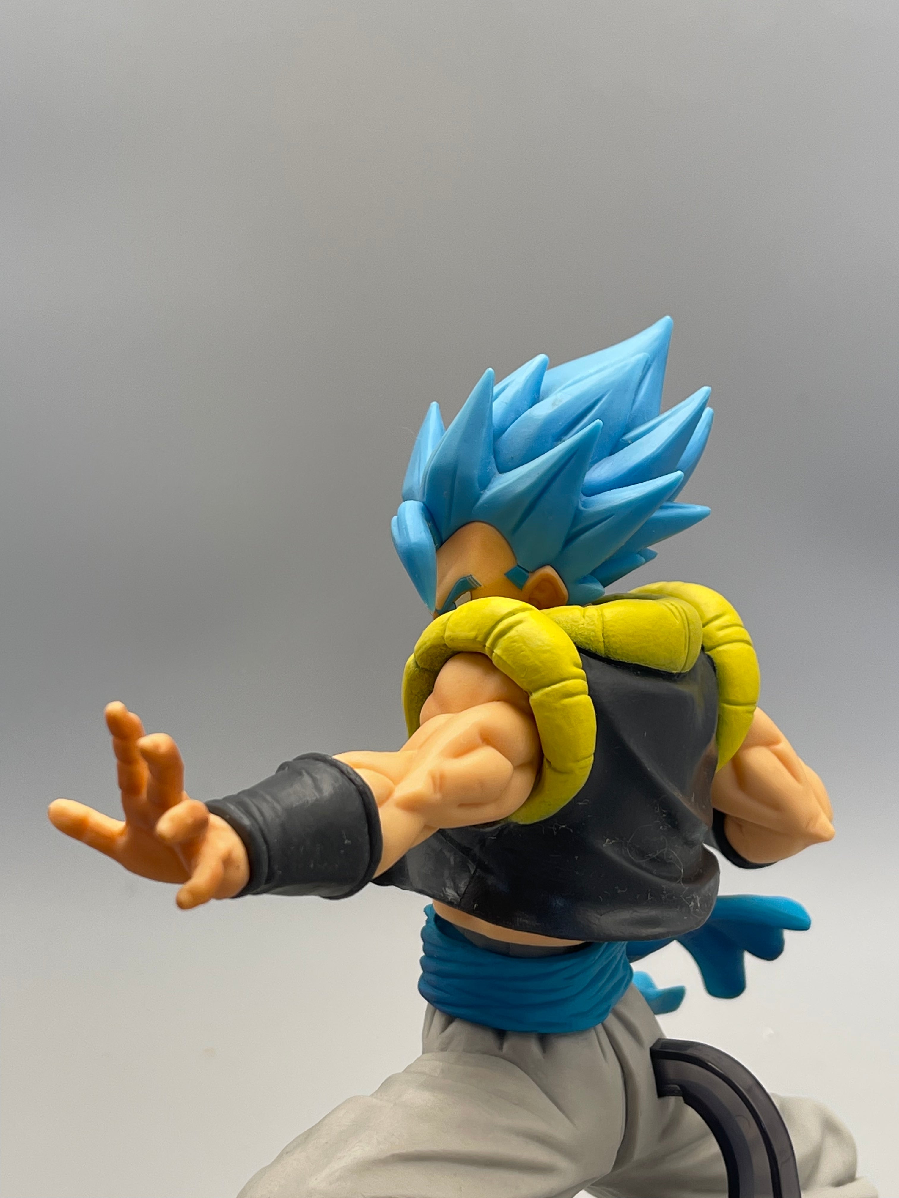 Gogeta SSGSS Figure Dragon Ball Super Movie Ultimate Soldiers