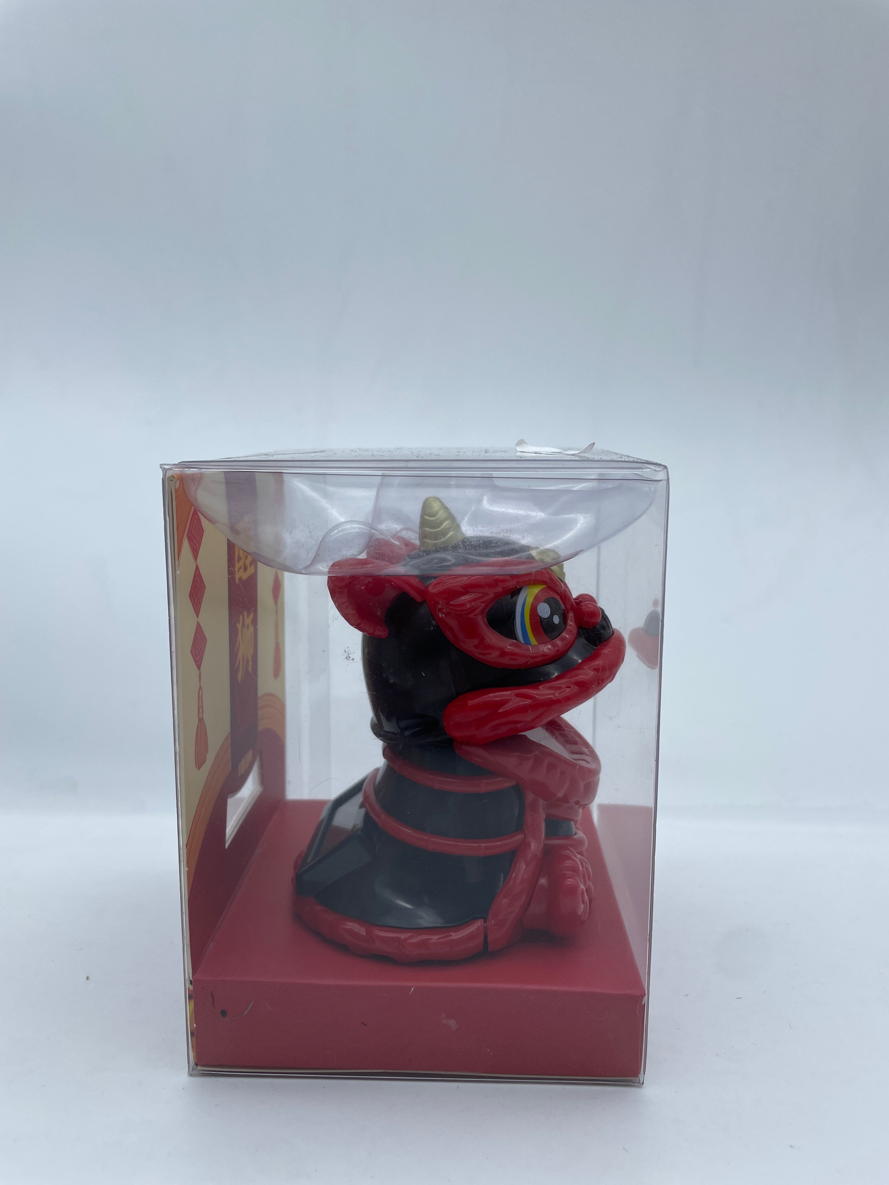 Chinese Style Dancing Dragon Lucky
