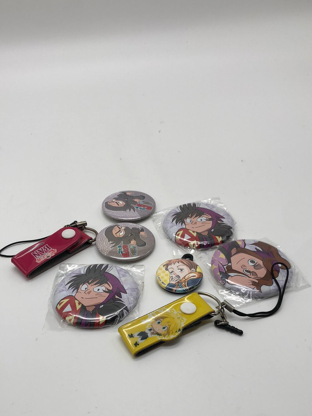 Mix Anime action figure Badge and keychain